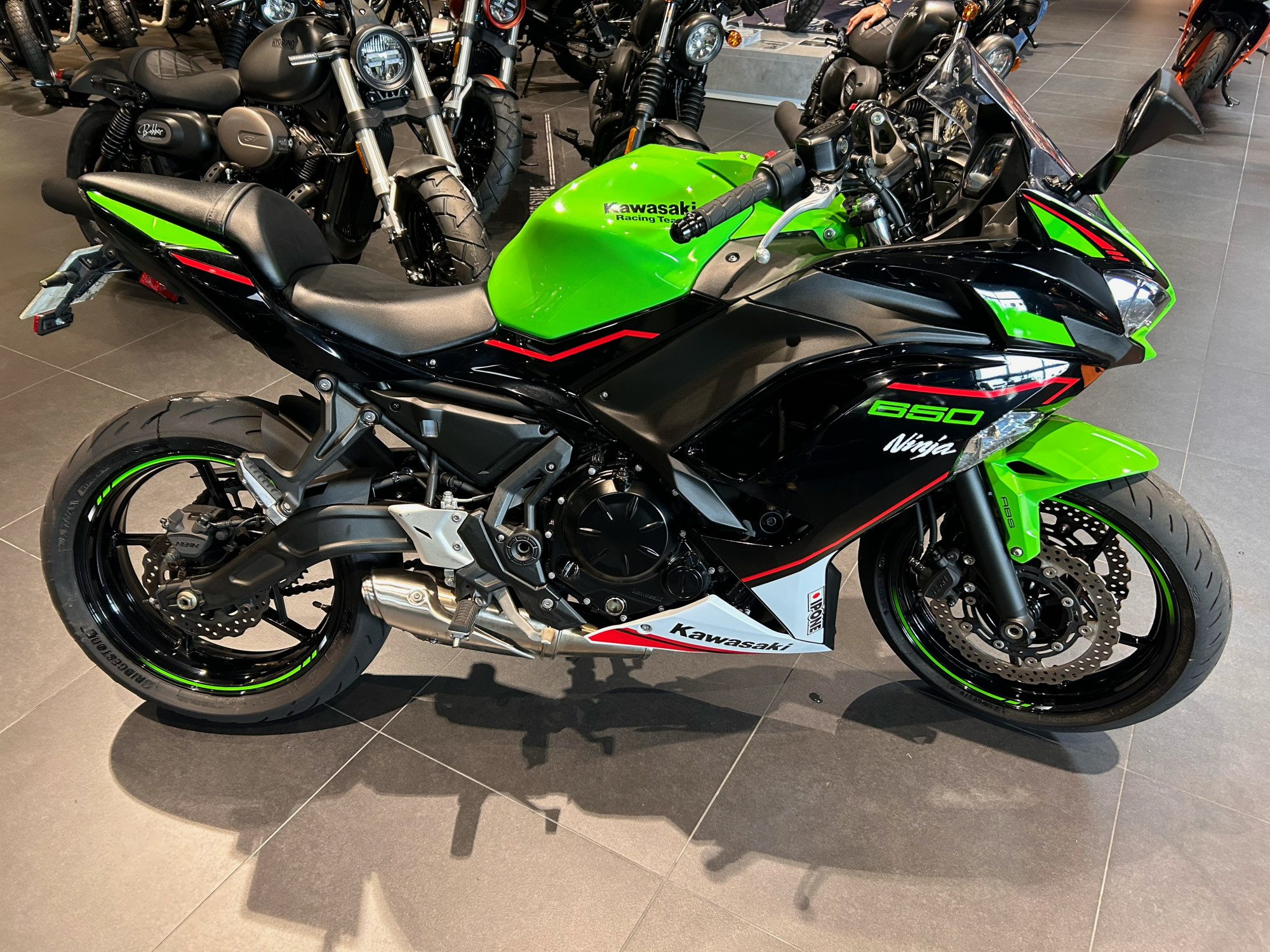 photo de KAWASAKI NINJA 650 47.5 650 occasion de couleur  en vente   Lorient