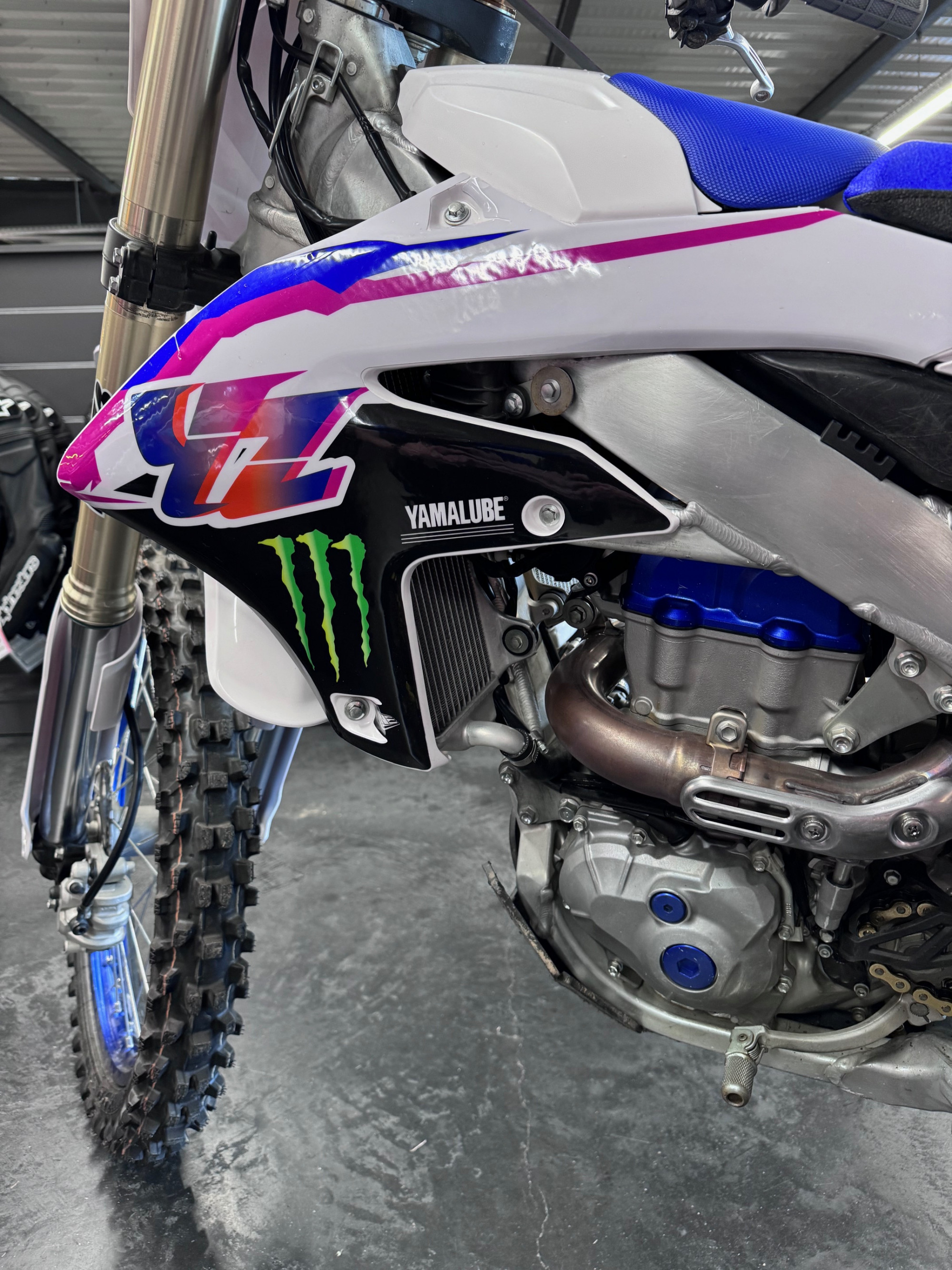 photo de YAMAHA YZ450F 450 occasion de couleur  en vente à Feytiat n°3