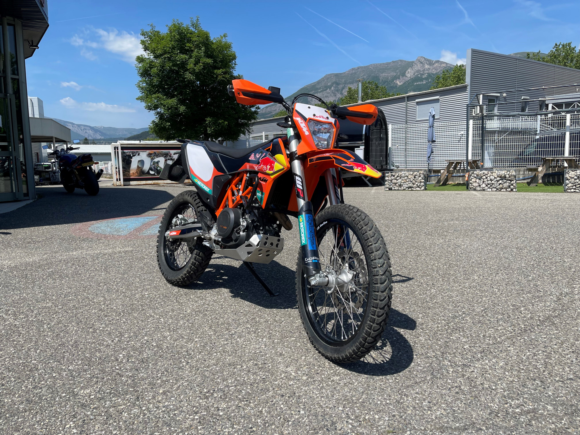 photo de KTM 690 ENDURO R 690 occasion de couleur  en vente à Gap n°3