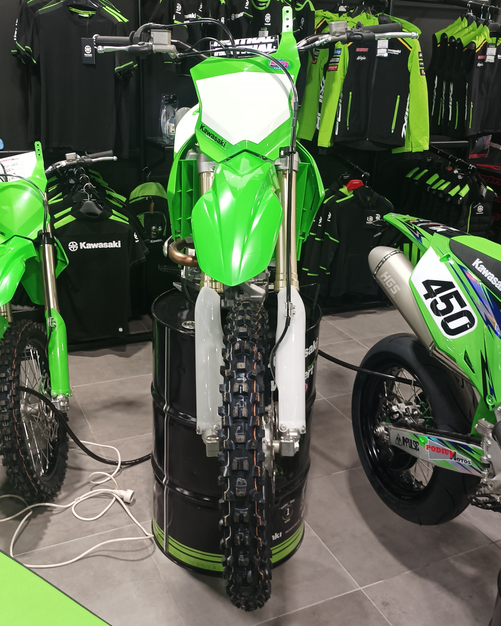 photo de KAWASAKI KX250F CROSS 250 occasion de couleur  en vente à Luce n°2