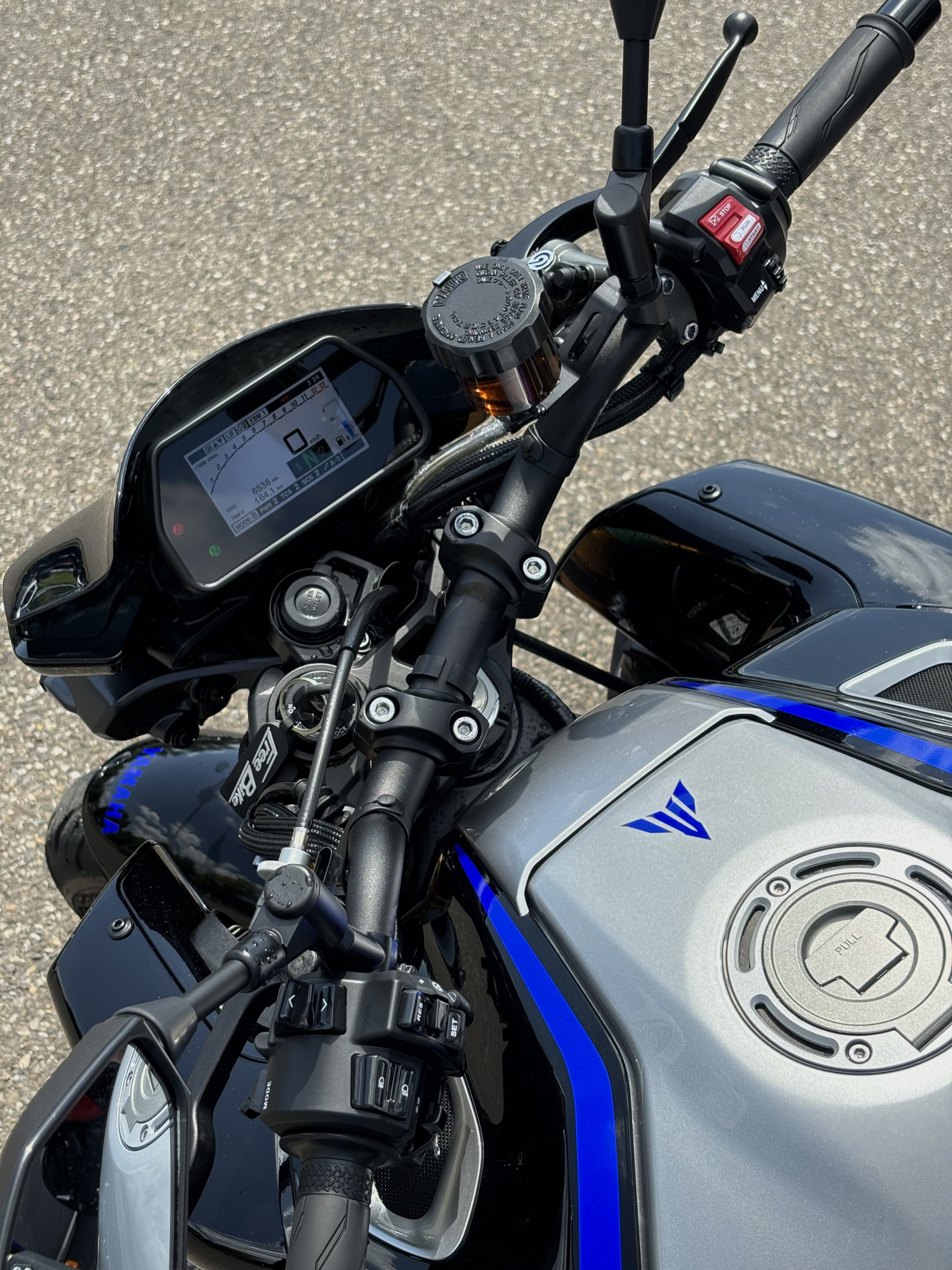 photo de YAMAHA MT-10 SP 1000 occasion de couleur  en vente   Mulhouse