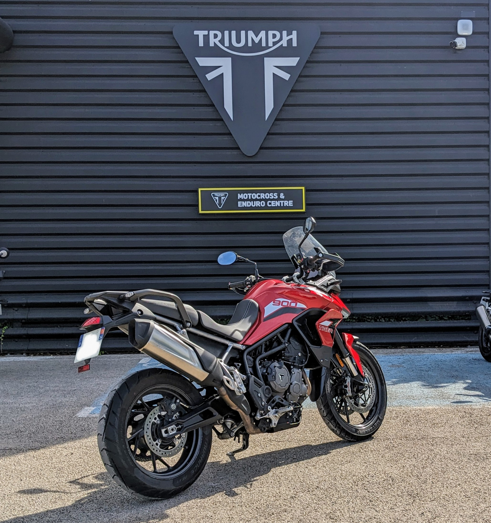 photo de TRIUMPH TIGER 900 GT LOW 900 occasion de couleur  en vente à Nimes n°3