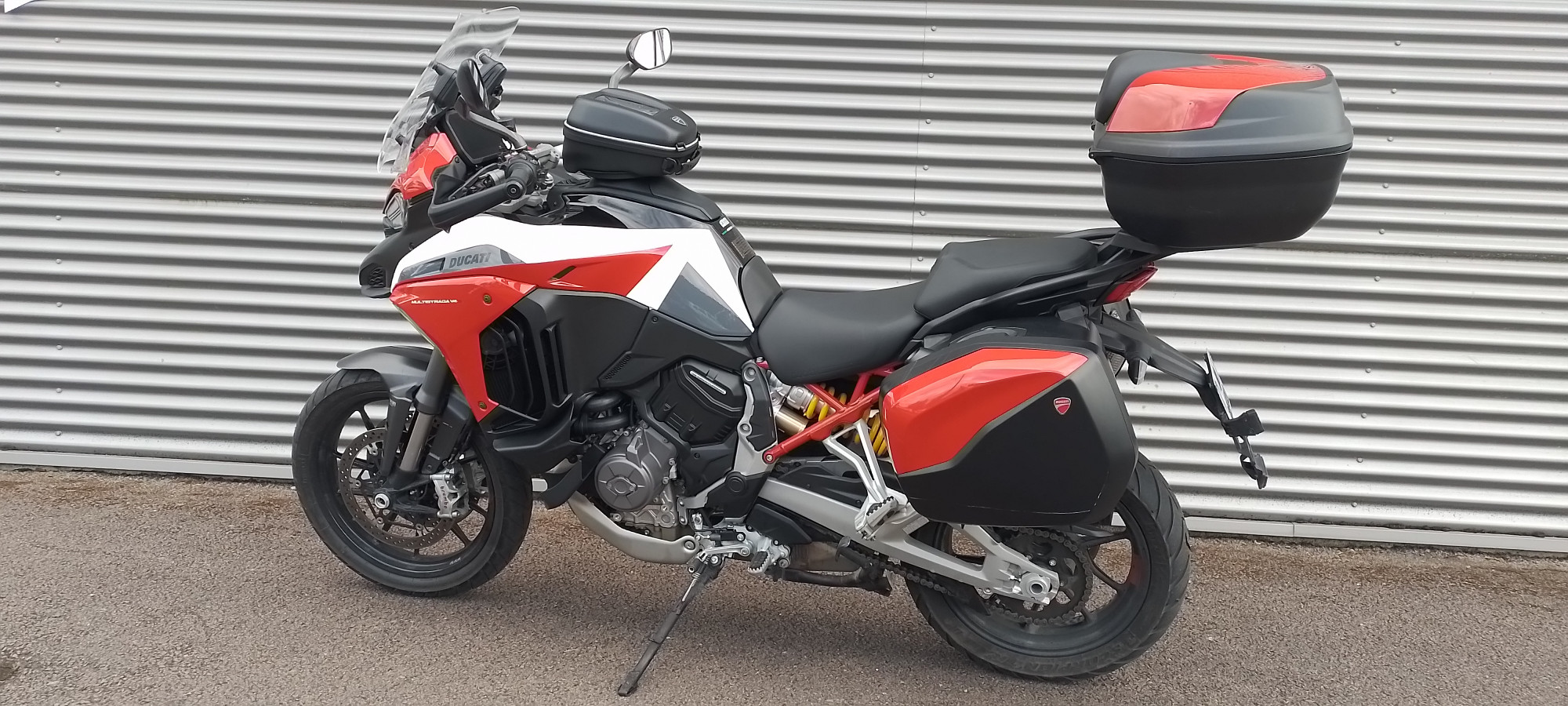 photo de DUCATI MULTISTRADA V4S SPORT FULL 1158 occasion de couleur  en vente à Chalon Sur Saone n°1