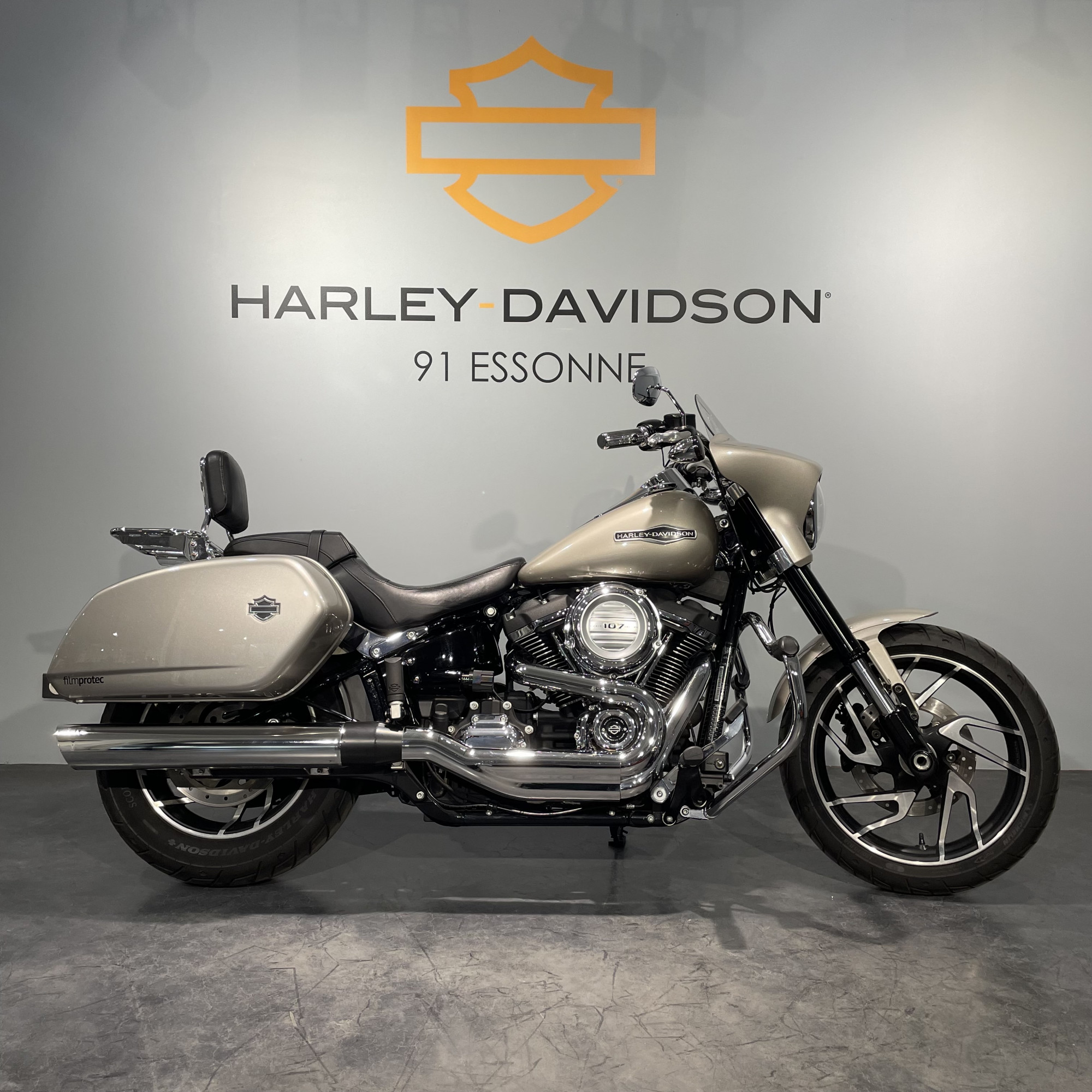 photo de HARLEY DAVIDSON SOFTAIL SPORT GLIDE 1745 1745 occasion de couleur  en vente   Ballainvilliers