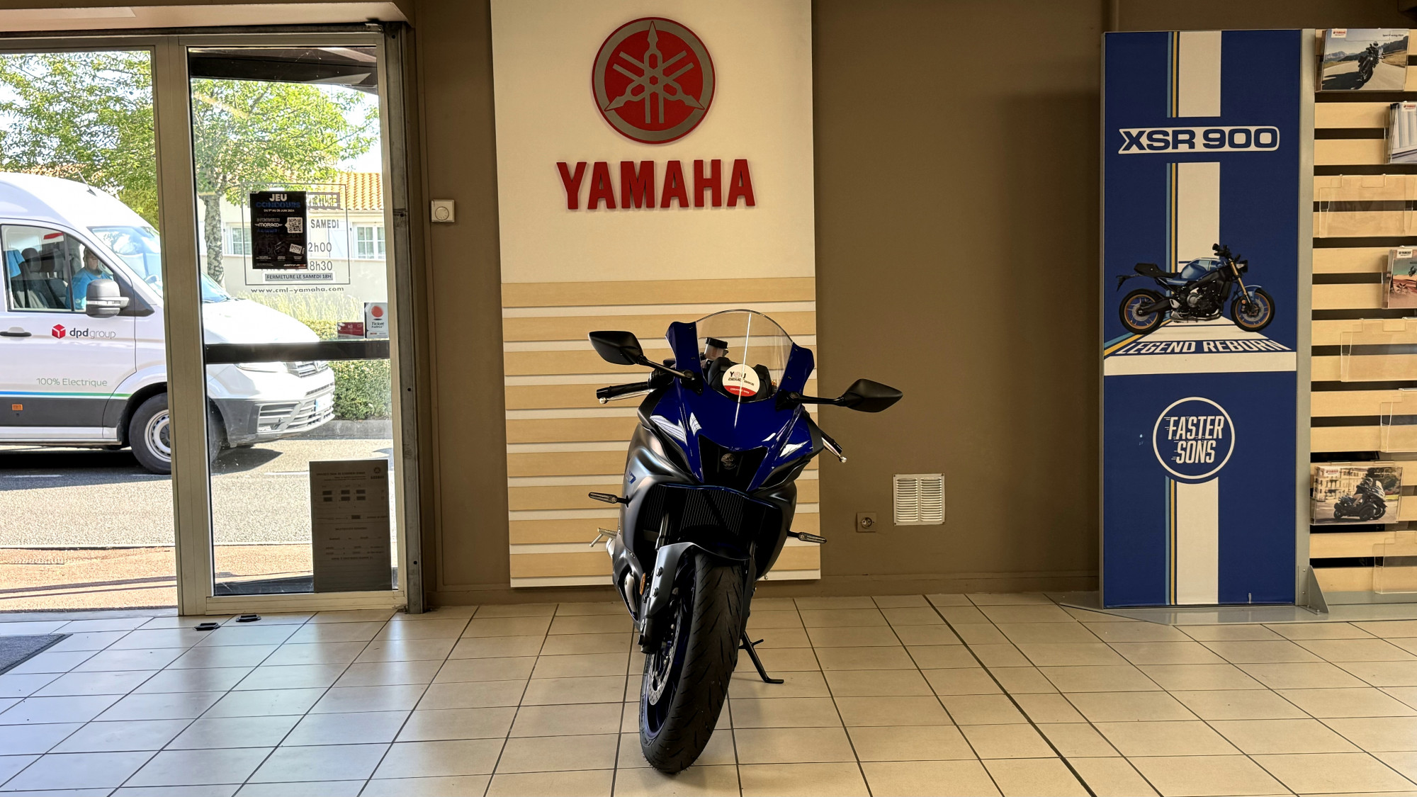 photo de YAMAHA YZF-R7 700 occasion de couleur  en vente à Angouleme n°3