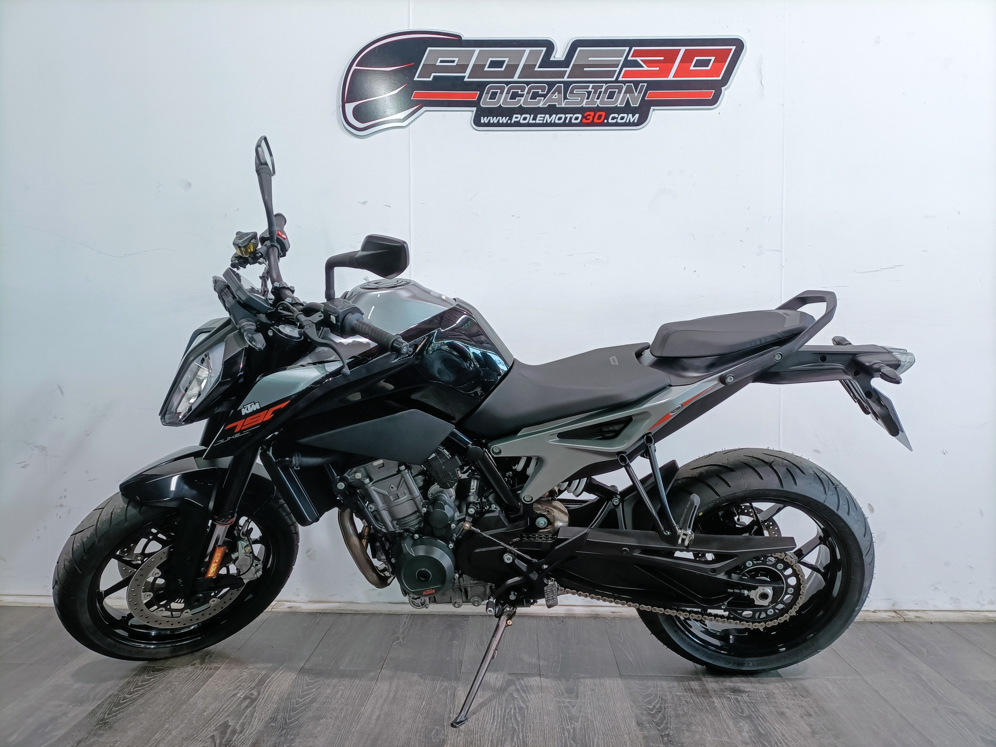 photo de KTM 790 DUKE 790 occasion de couleur  en vente à Nimes n°3