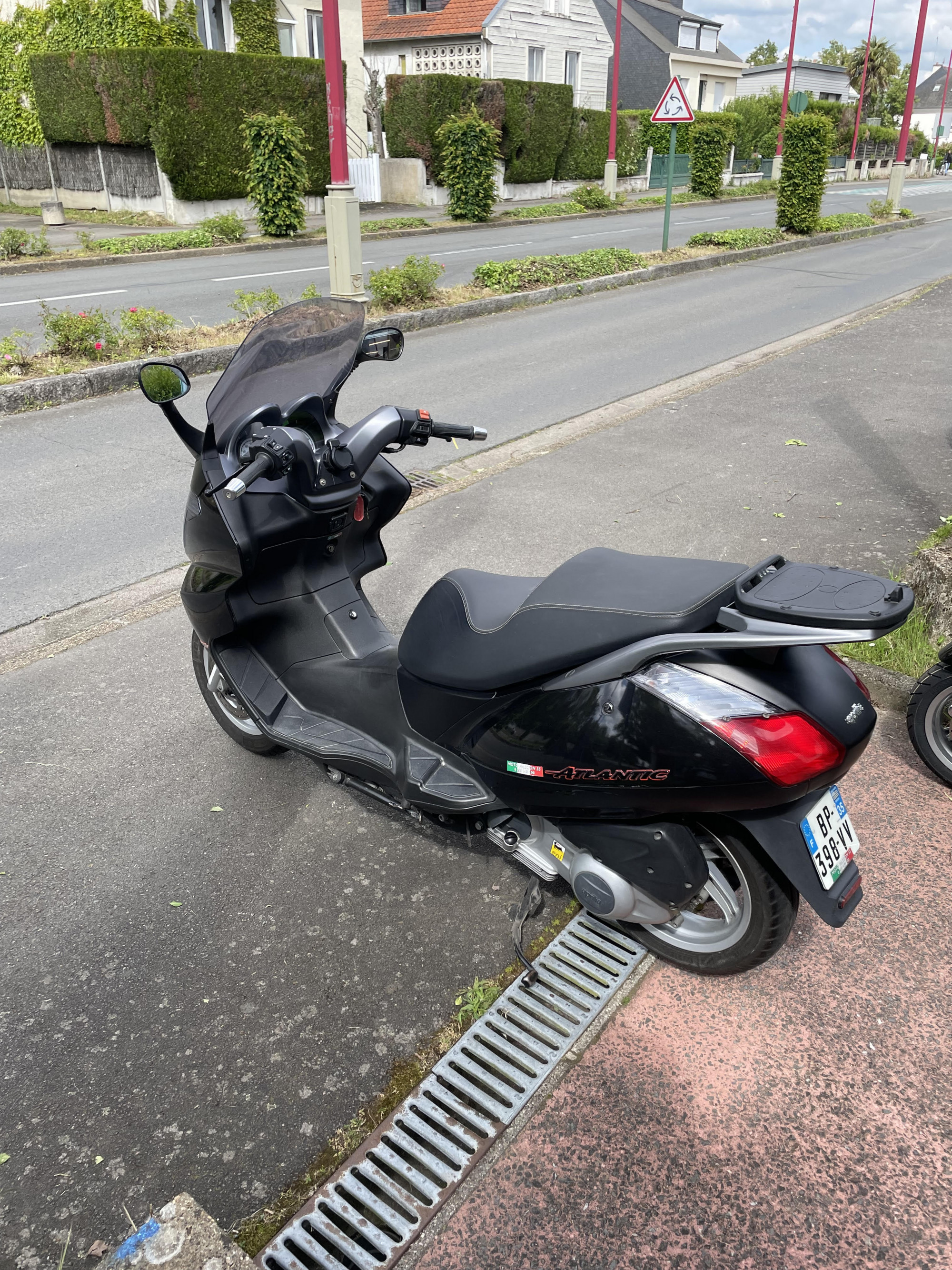 photo de APRILIA ATLANTIC 300 300 occasion de couleur  en vente à Cesson Sevigne n°3