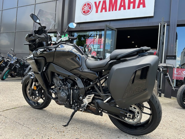 photo de YAMAHA TRACER 9 900 occasion de couleur  en vente à Conflans Ste Honorine n°3