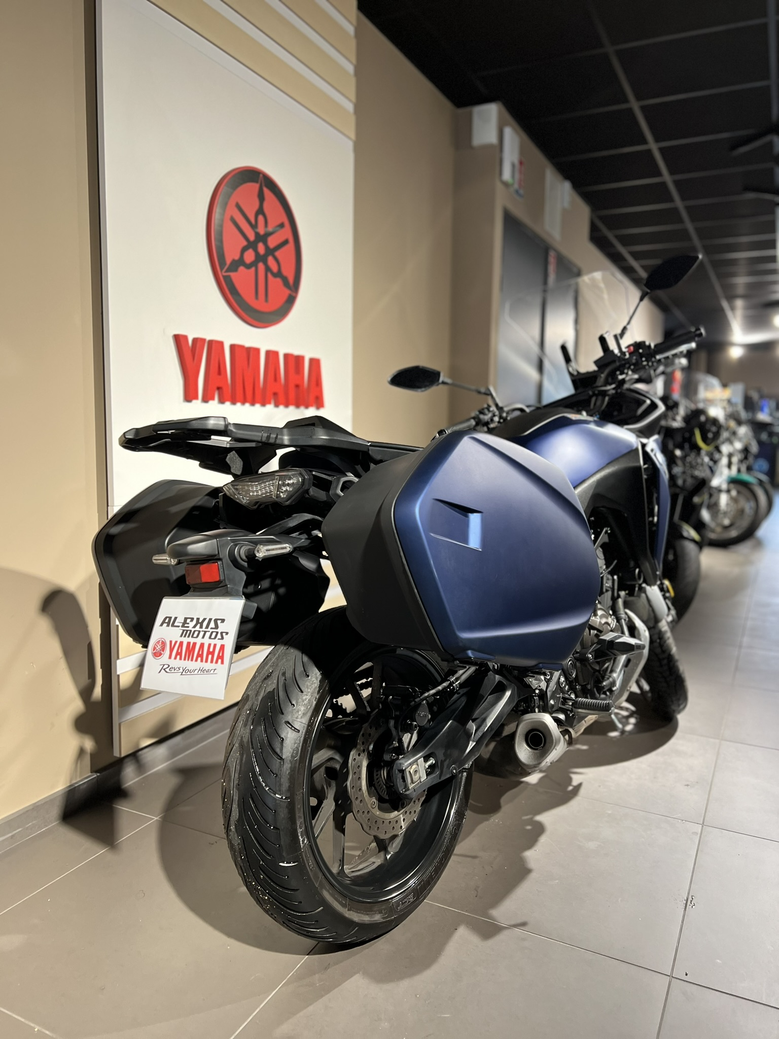 photo de YAMAHA TRACER 700 685 occasion de couleur  en vente à Dardilly n°3