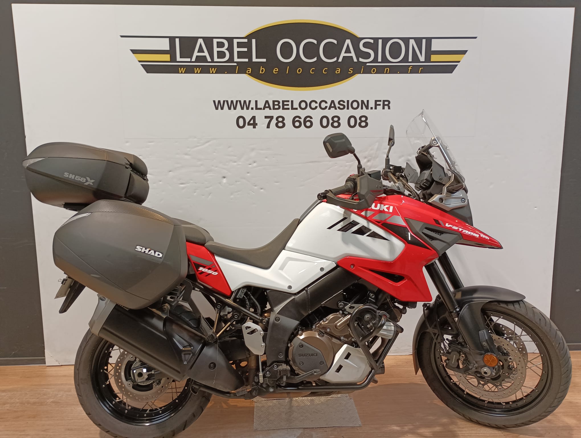 photo de SUZUKI DL 1050 V-STROM 1050 occasion de couleur  en vente à Limonest n°2