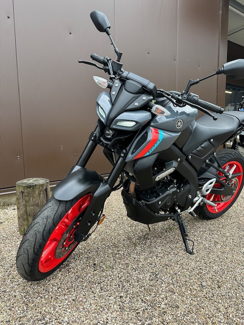 photo de YAMAHA MT-125 ABS 125 occasion de couleur  en vente à Belleville Sur Meuse n°2