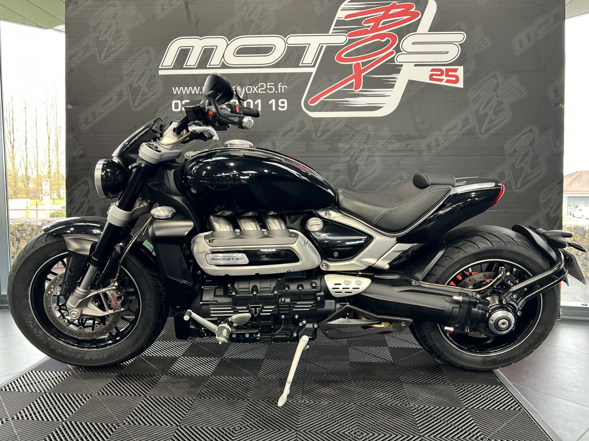 photo de TRIUMPH ROCKET 3 GT 2500 occasion de couleur  en vente à Franois n°2