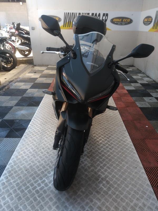 photo de HONDA CBR 650  R 650 occasion de couleur  en vente   Vitrolles