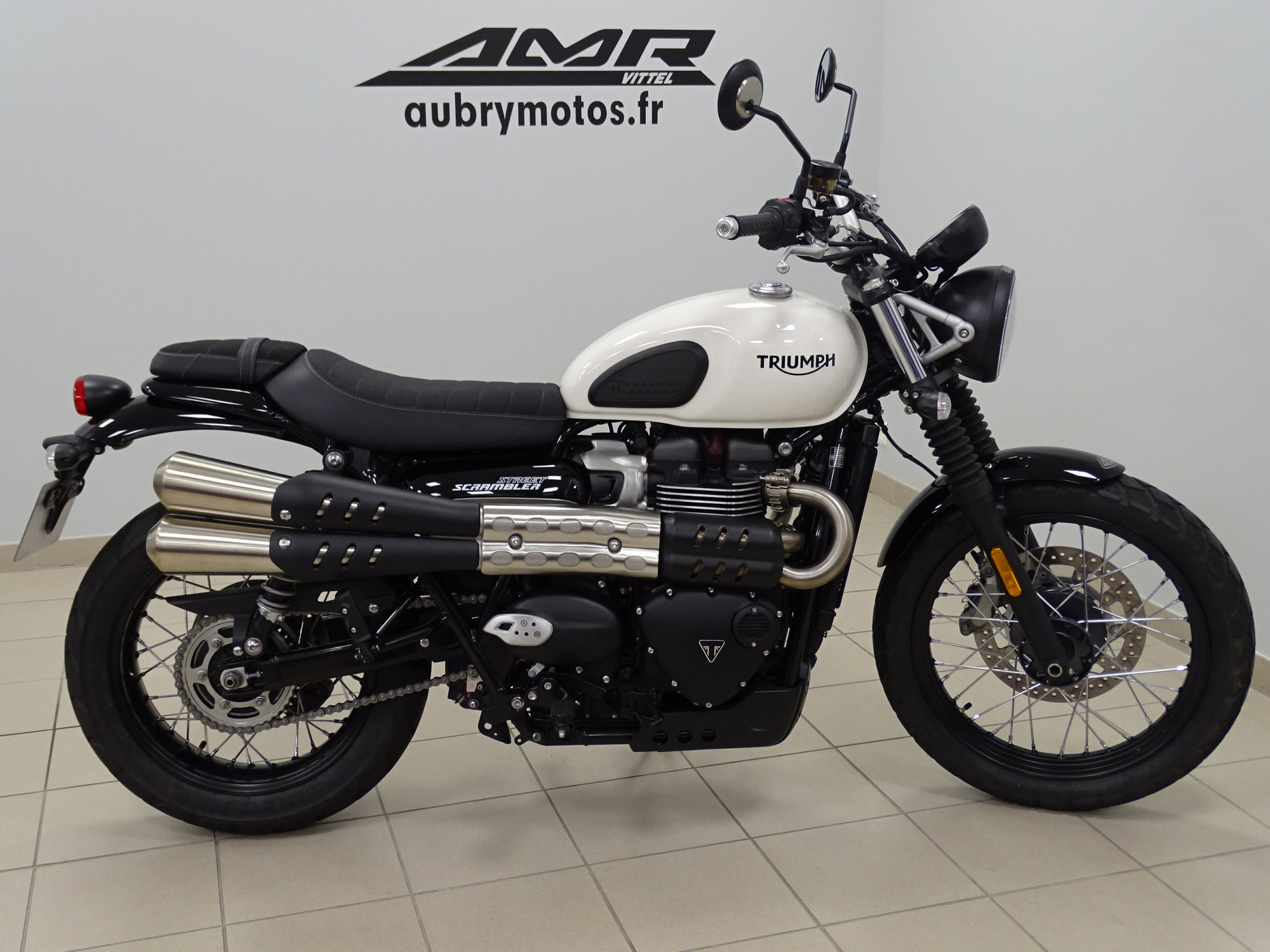 photo de TRIUMPH SCRAMBLER 900 900 occasion de couleur  en vente à Vittel n°3