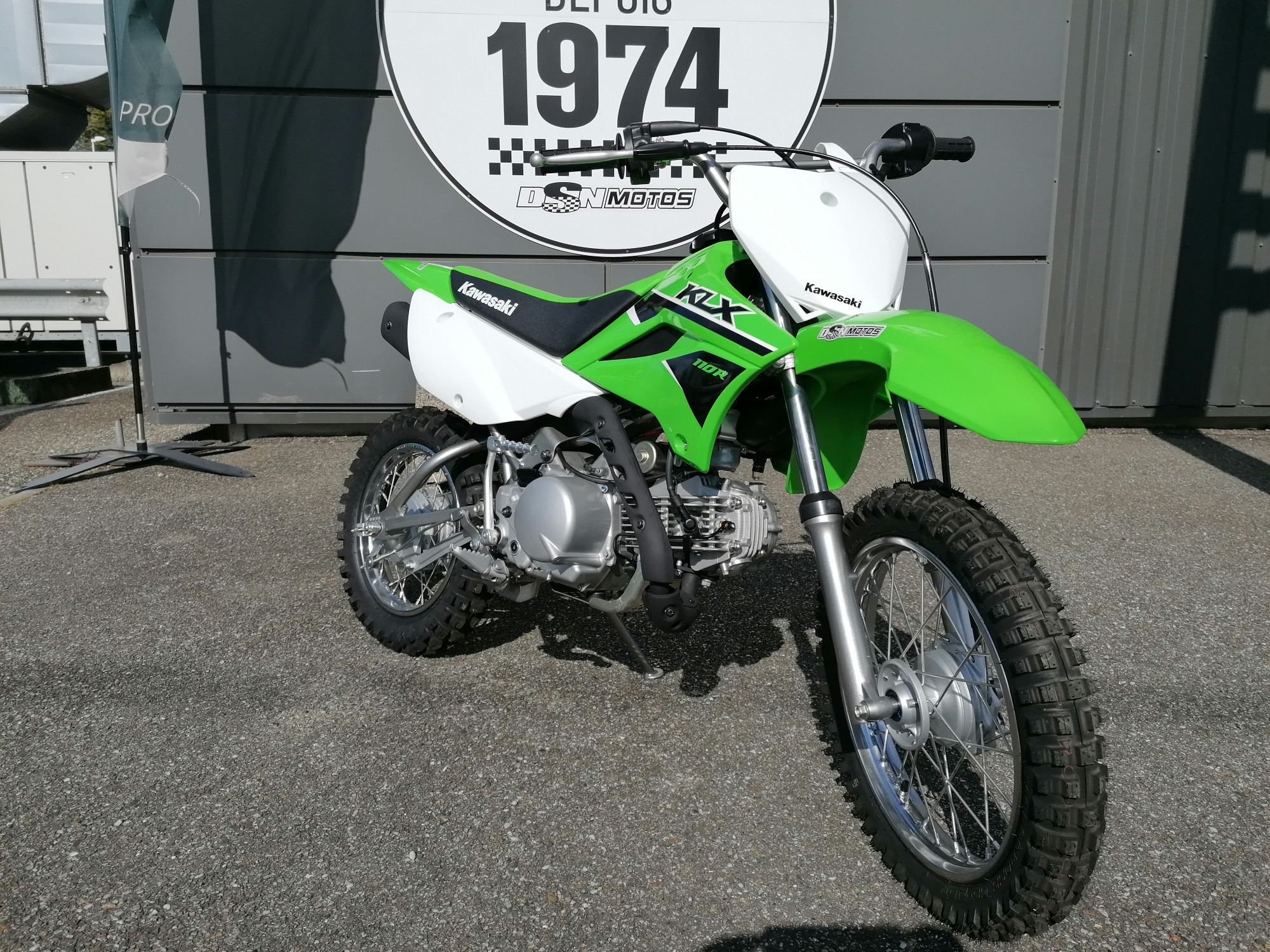 photo de KAWASAKI KLX 110 110 occasion de couleur  en vente à Marmande n°2