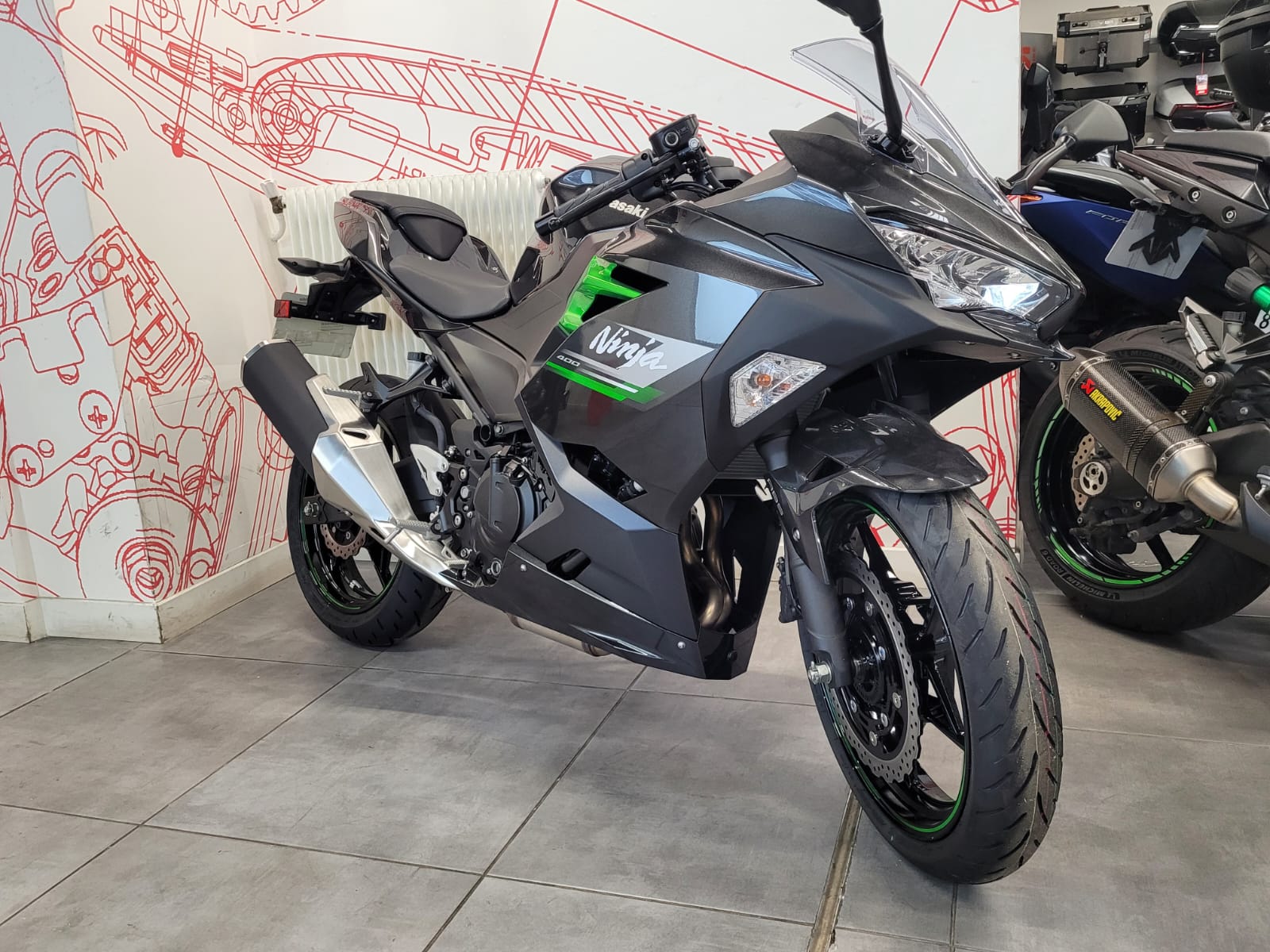 photo de KAWASAKI NINJA 400 400 occasion de couleur  en vente à Paris 12 n°3