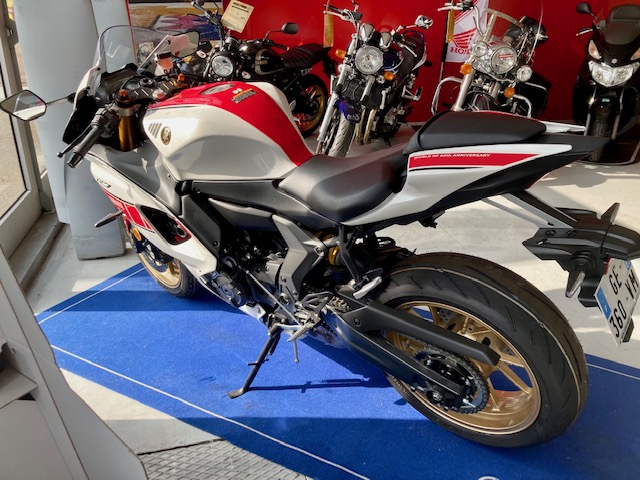 photo de YAMAHA YZF-R7 WORLD GP 60TH ANNIVERSARY 700 occasion de couleur  en vente à Selestat n°3