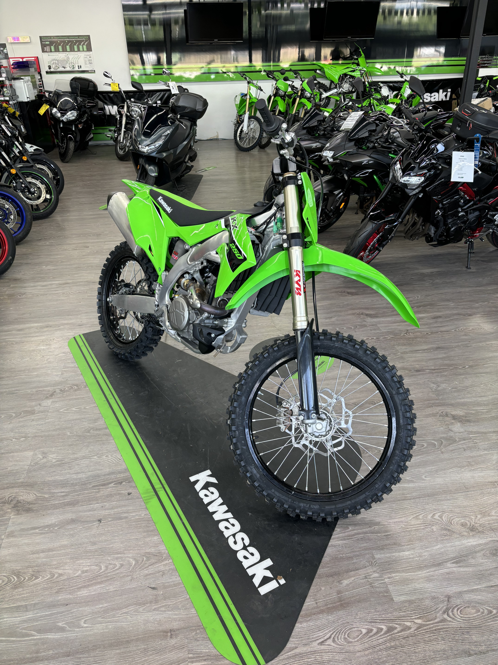 photo de KAWASAKI KX250F CROSS 250 occasion de couleur  en vente à Nimes n°3