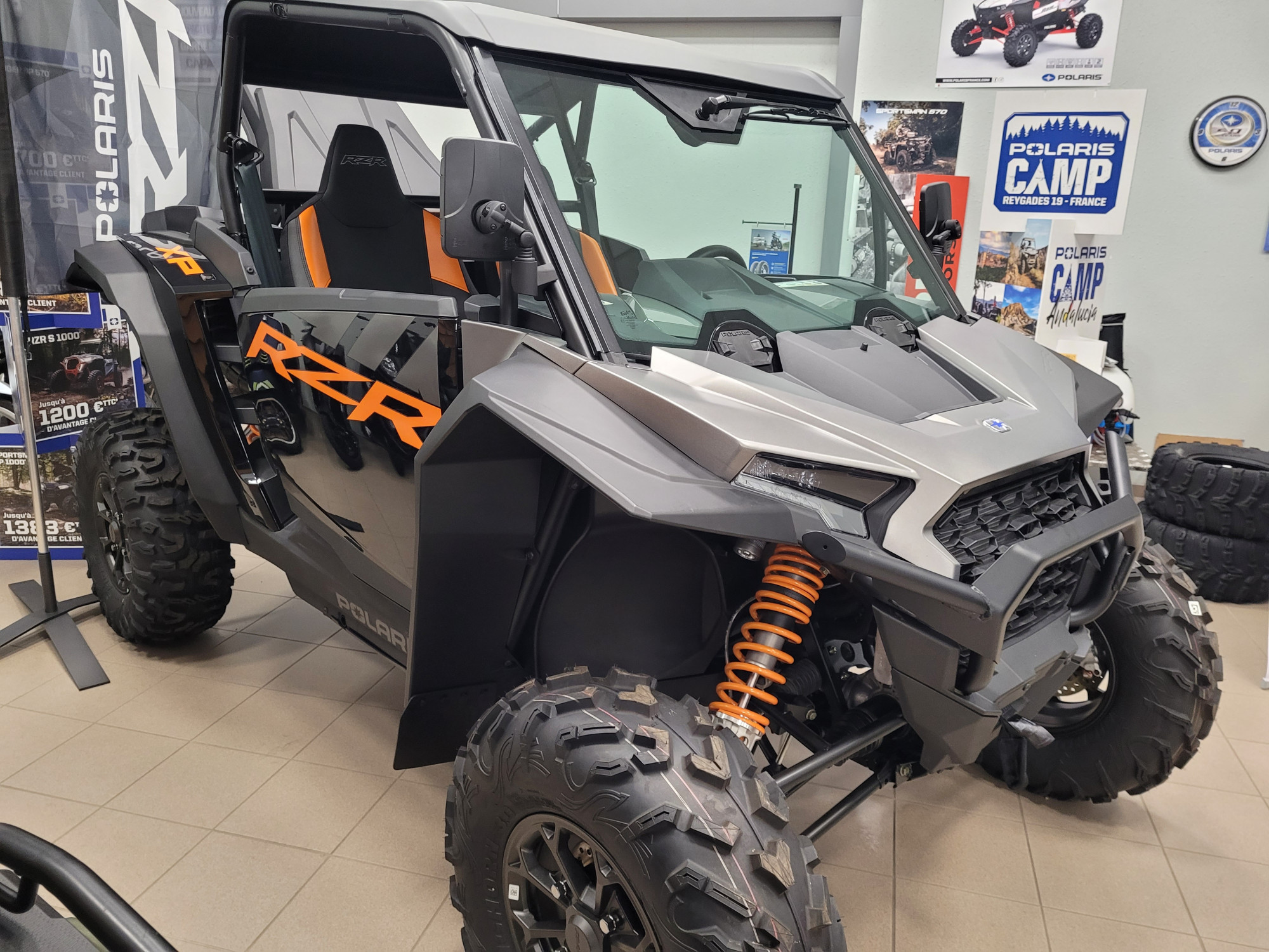 photo de POLARIS RZR 1000 XP 1000 occasion de couleur  en vente à Menneval n°2