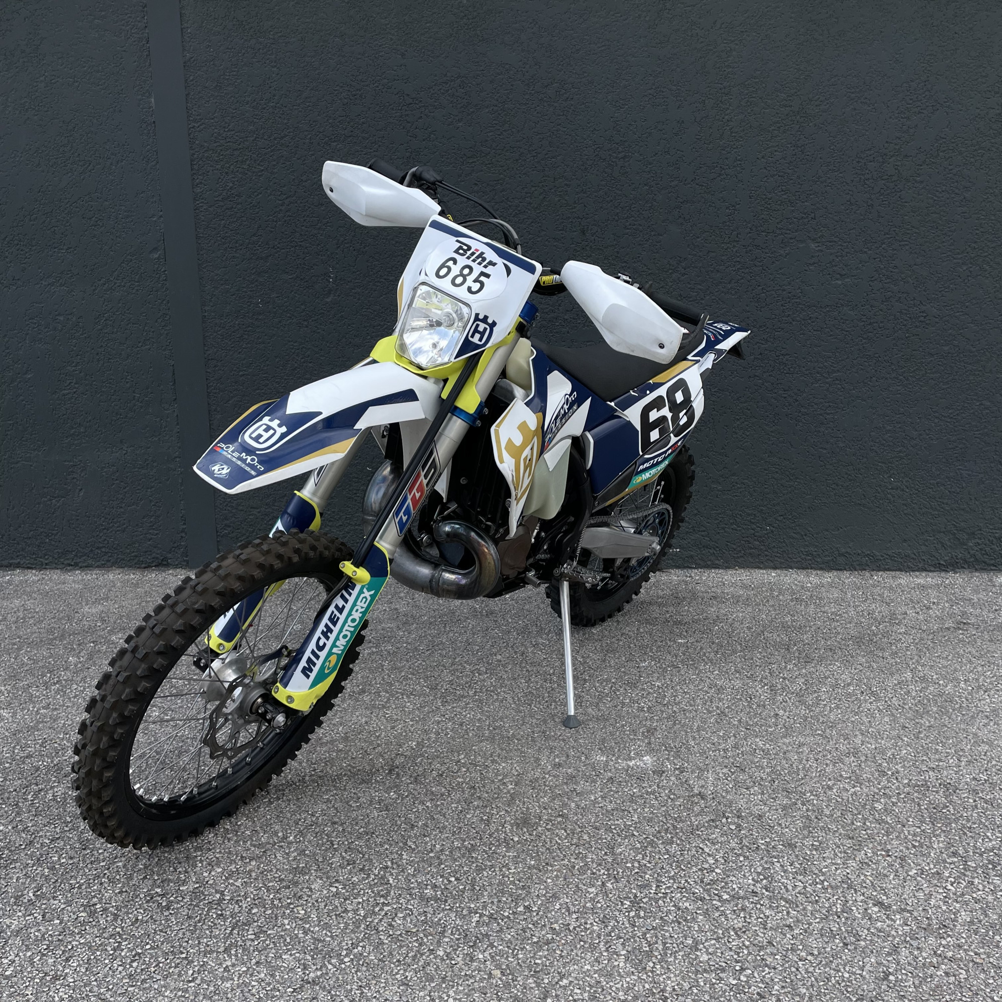 photo de HUSQVARNA TE 300 I ROCKSTAR EDITION 300 occasion de couleur  en vente à Perpignan n°2