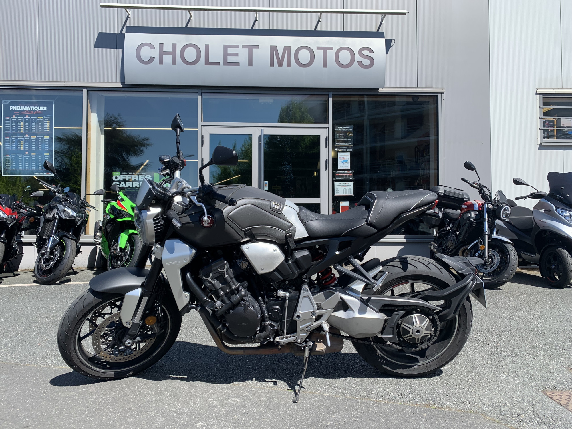 photo de HONDA CB 1000 occasion de couleur  en vente à Cholet n°3