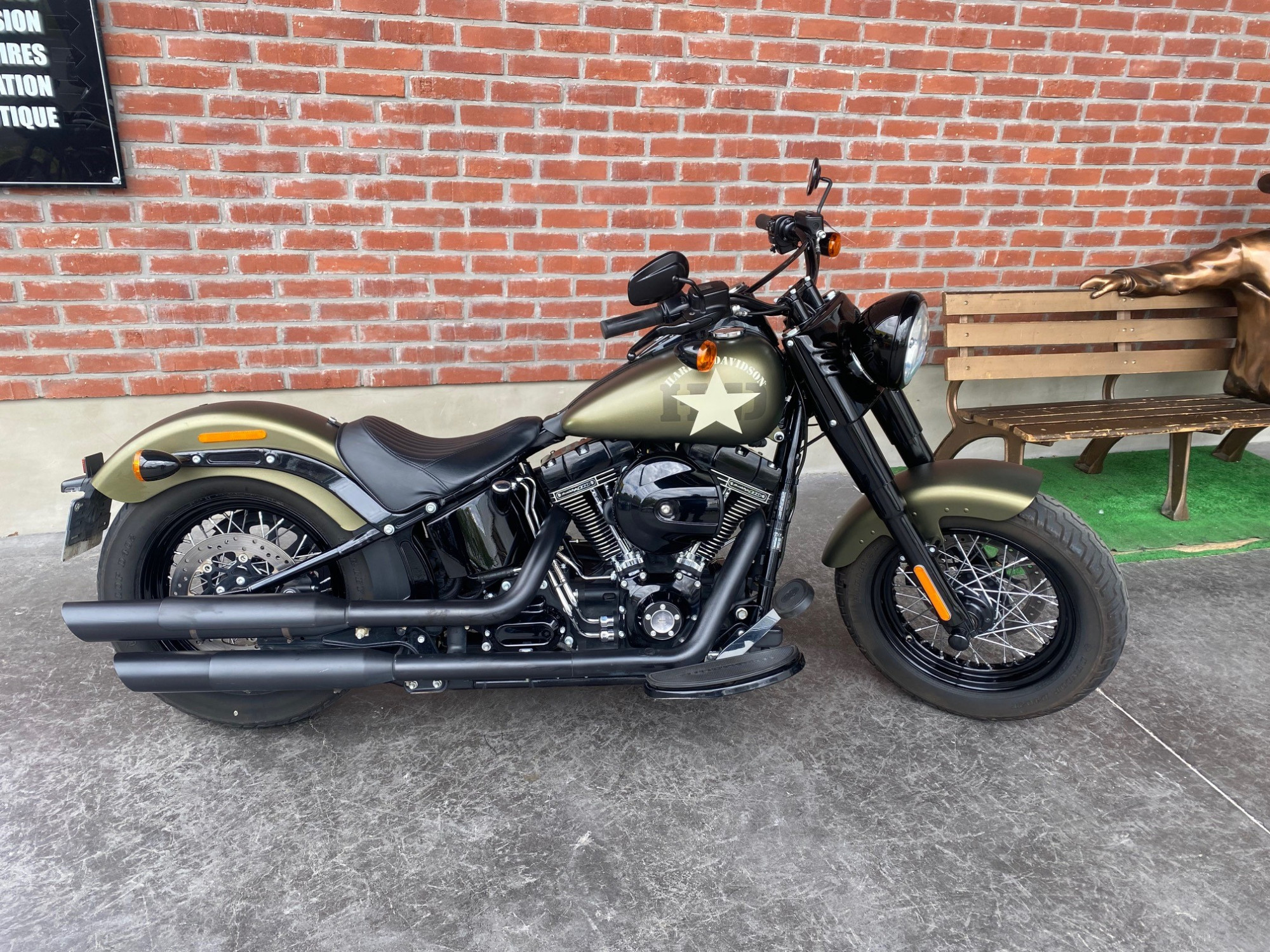 Annonce moto Harley-Davidson SOFTAIL SLIM 1800 S