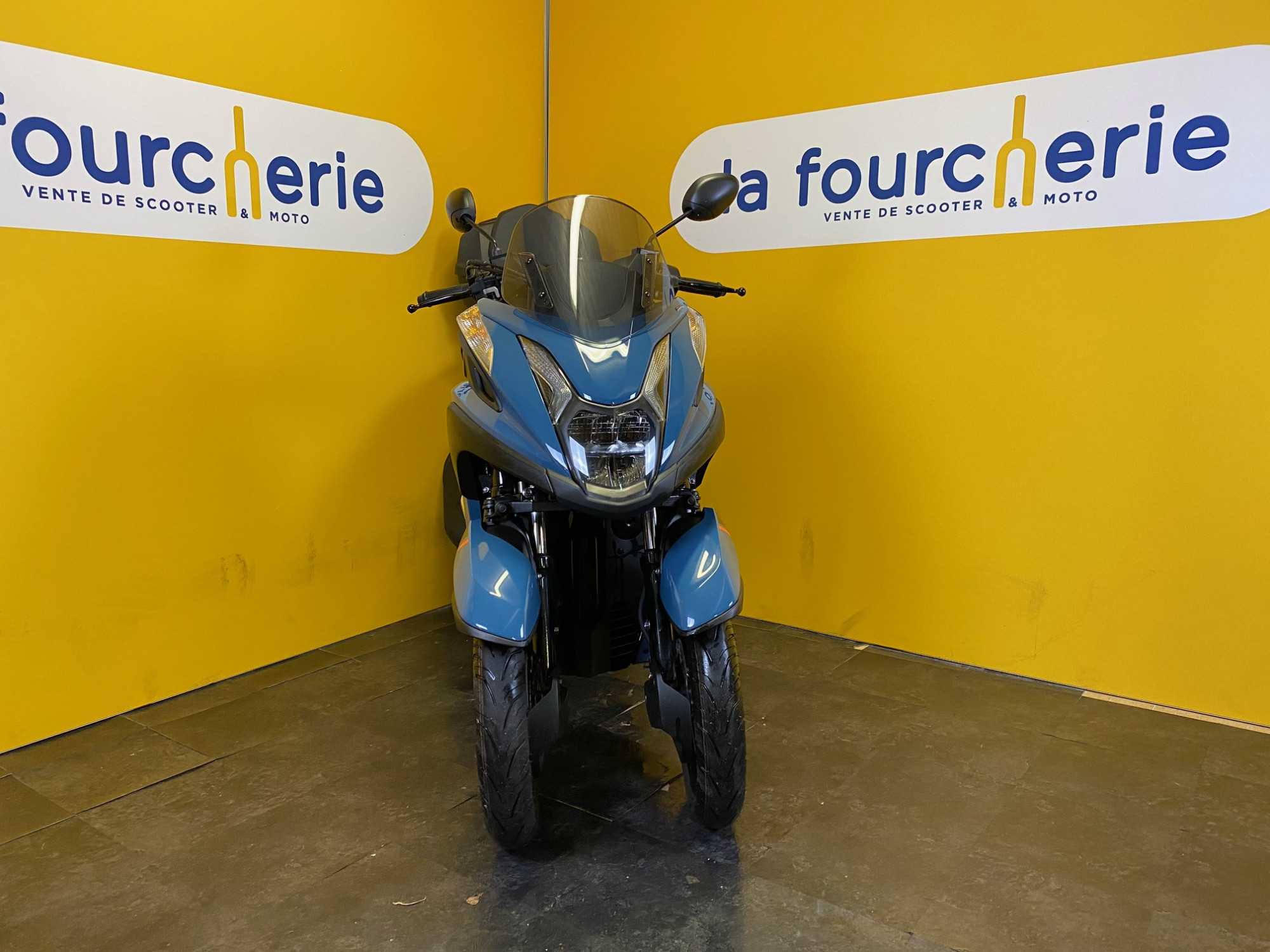 photo de YAMAHA TRICITY 125 125 occasion de couleur  en vente à Paris 15 n°2