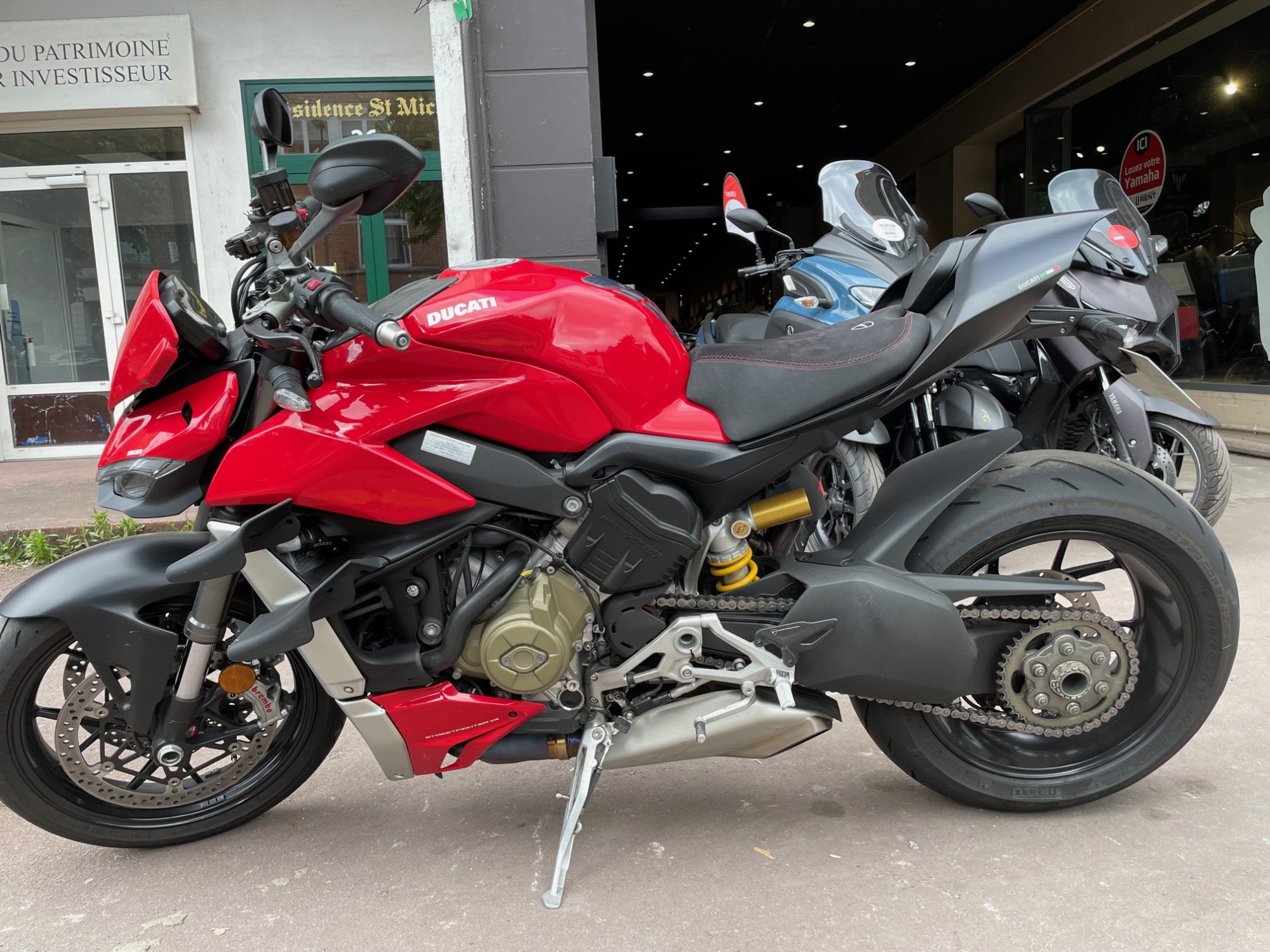 photo de DUCATI STREETFIGHTER V4 1103 occasion de couleur  en vente à Tourcoing n°3