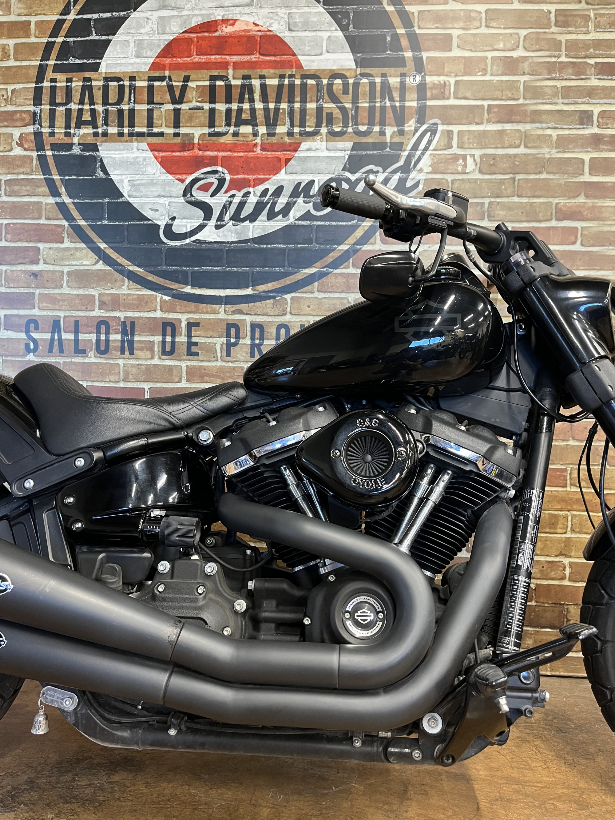 photo de HARLEY DAVIDSON SOFTAIL FAT BOB 1745 1745 occasion de couleur  en vente à Salon De Provence n°2