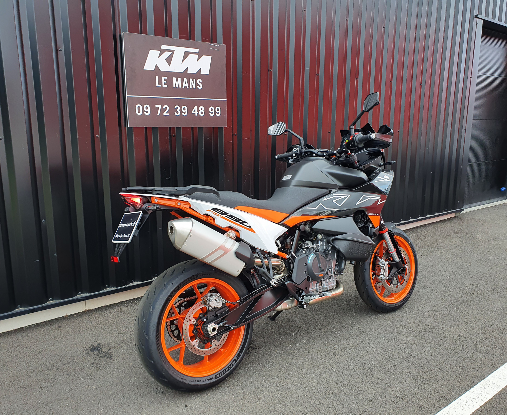 photo de KTM 890 SMT 899 occasion de couleur  en vente à Ruaudin n°2