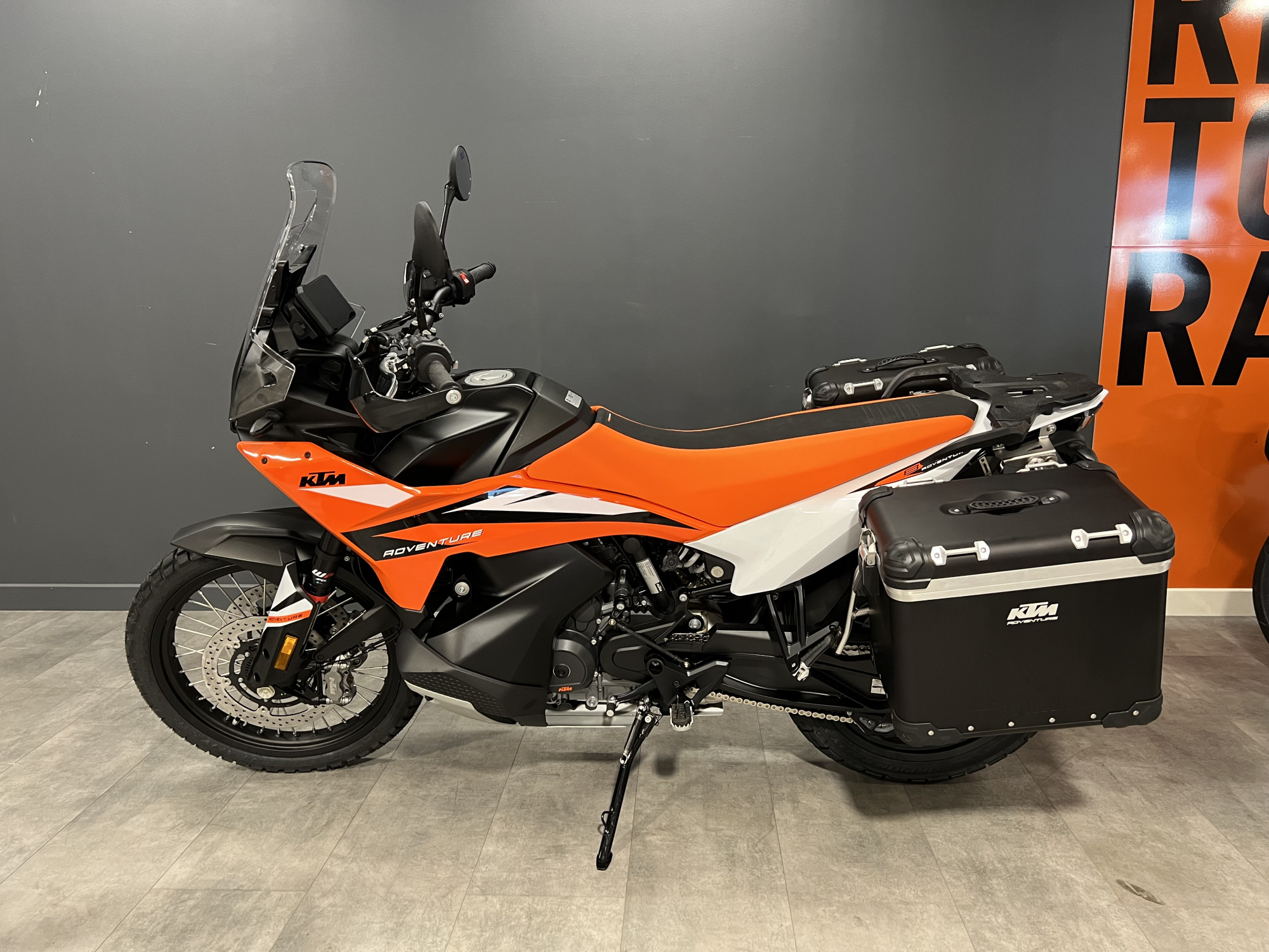 photo de KTM 890 ADVENTURE 890 occasion de couleur  en vente à Calais n°3