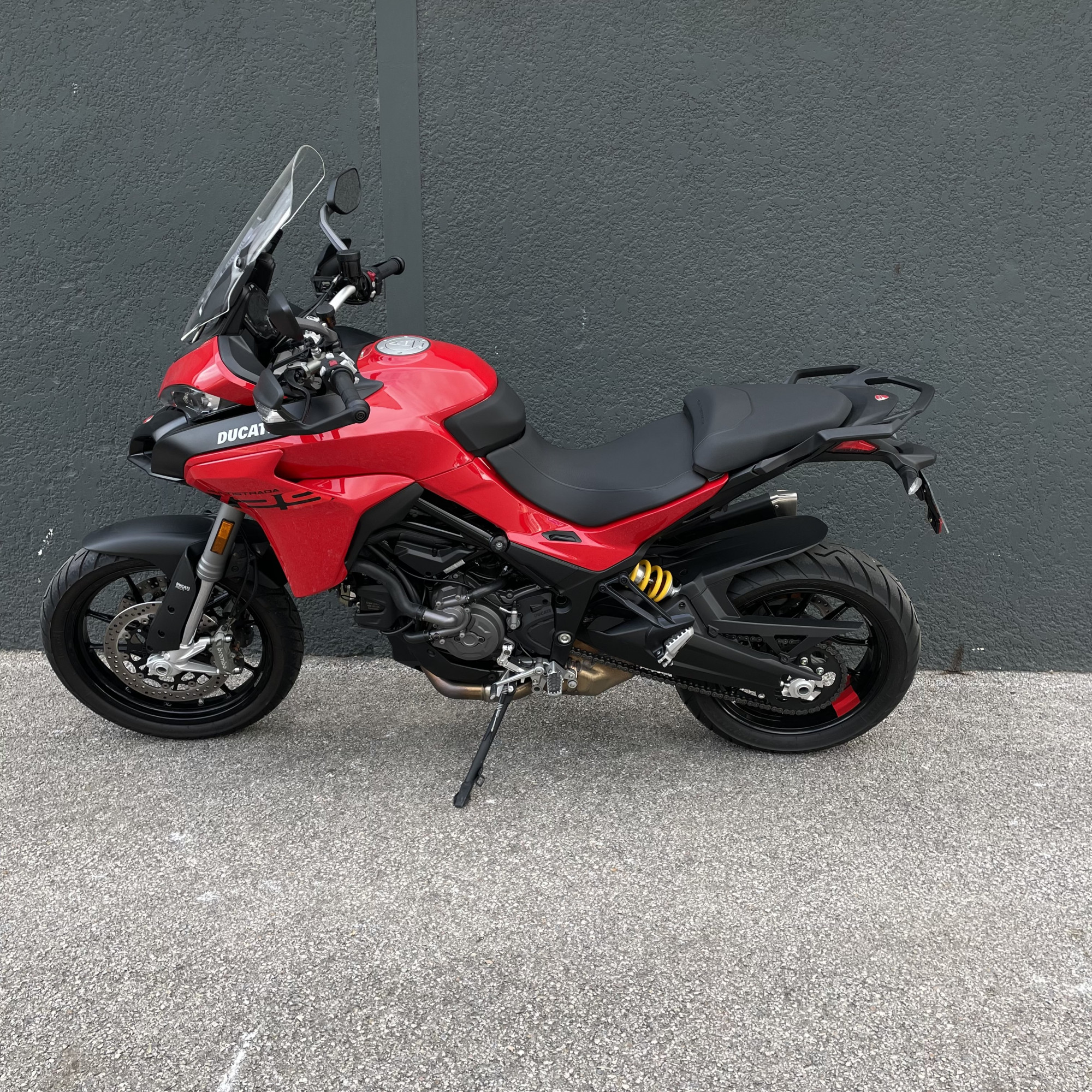 photo de DUCATI MULTISTRADA V2 S 937 occasion de couleur  en vente à Perpignan n°3