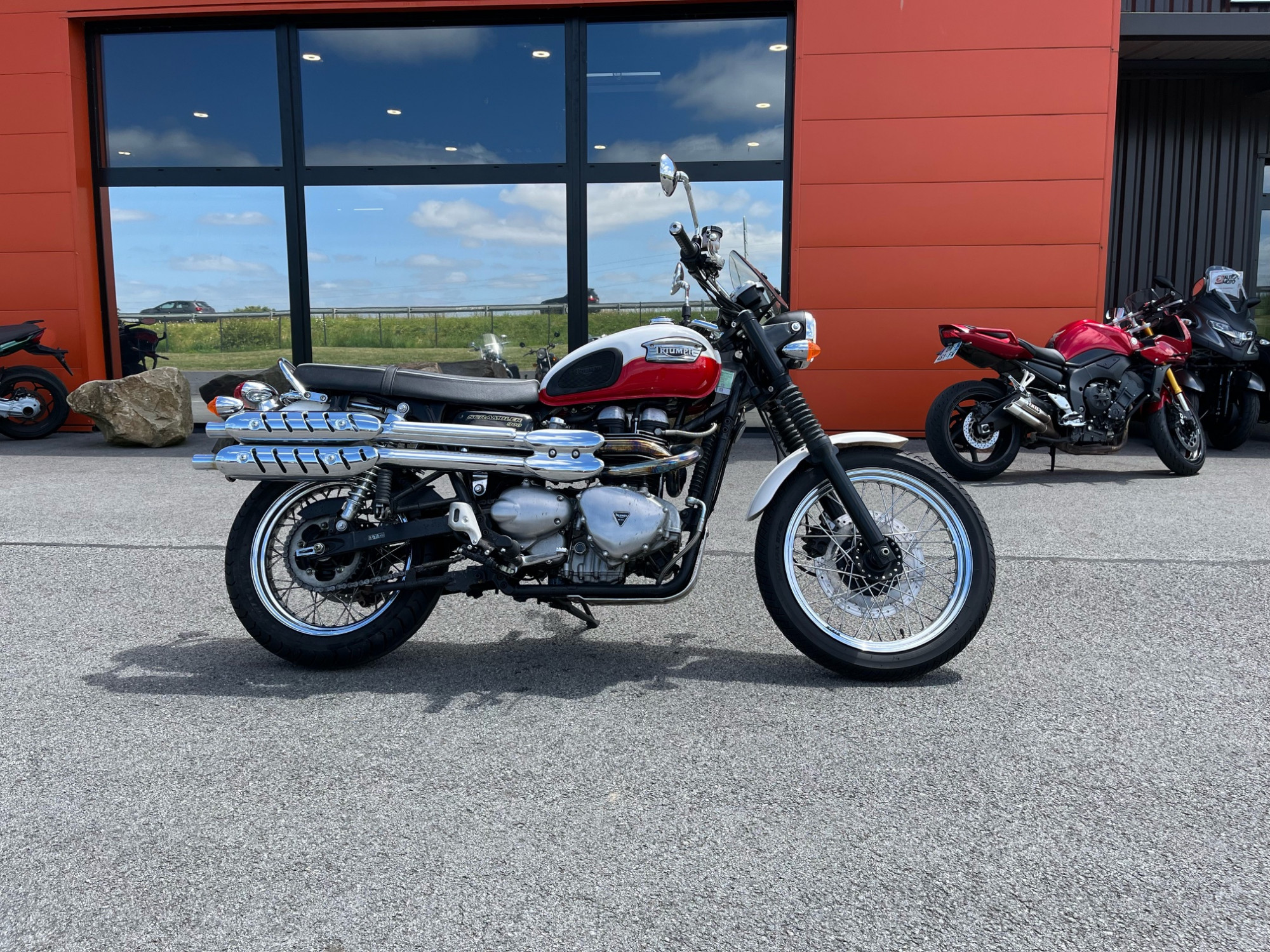 photo de TRIUMPH SCRAMBLER 900 900 occasion de couleur  en vente à St Thuriau n°2