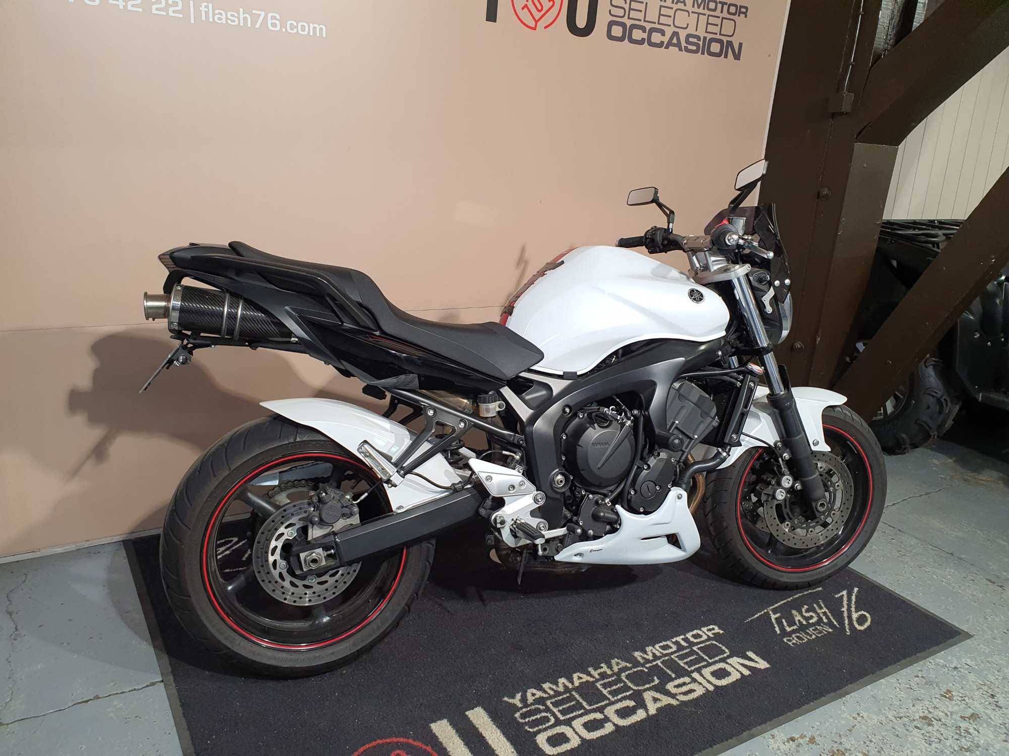 photo de YAMAHA FZ6 600 FAZER S2 600 occasion de couleur  en vente à Rouen n°2