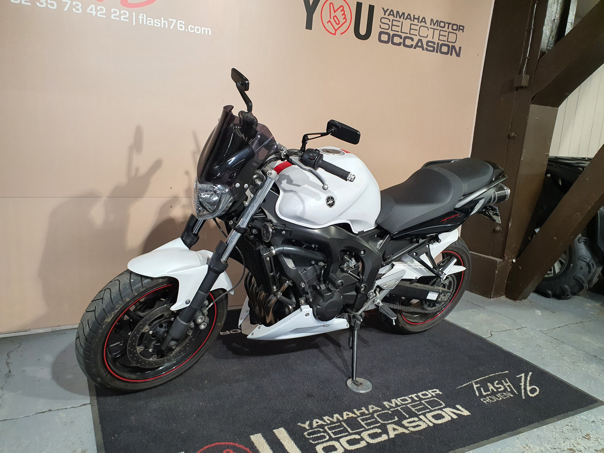 photo de YAMAHA FZ6 600 FAZER S2 600 occasion de couleur  en vente à Rouen n°1