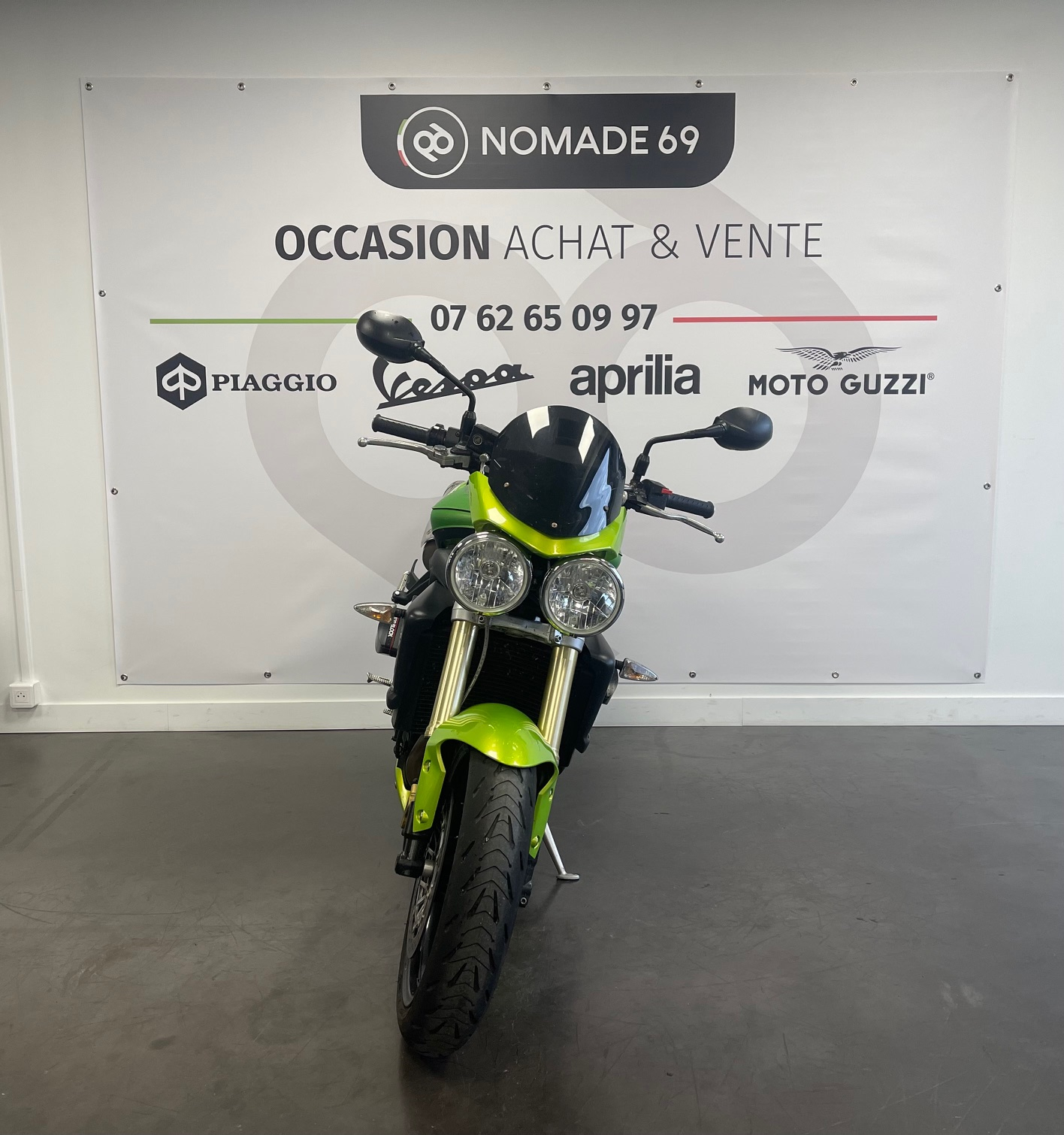 photo de TRIUMPH SPEED TRIPLE 675 occasion de couleur  en vente à Brignais n°3