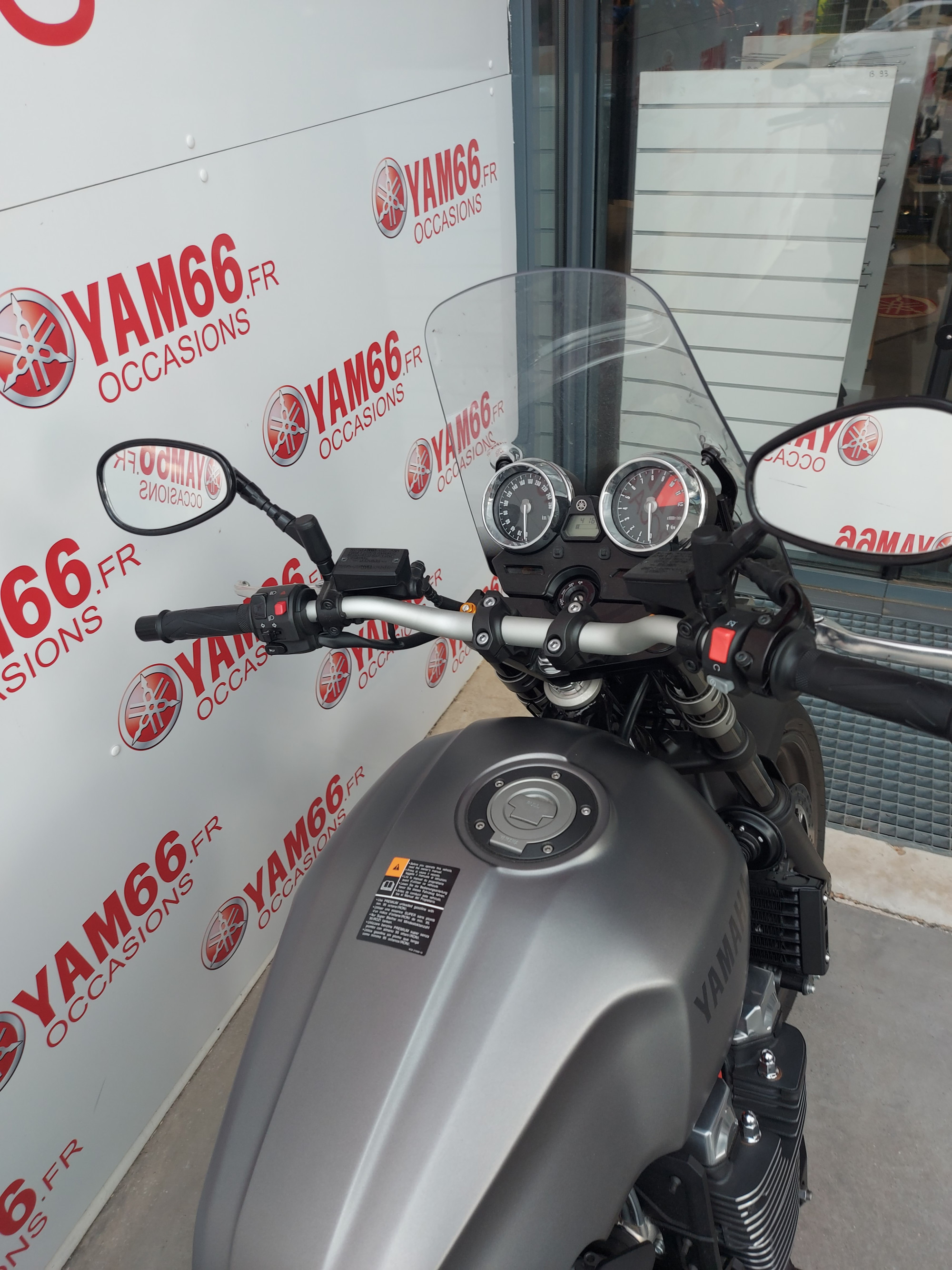 photo de YAMAHA XJR 1300 occasion de couleur  en vente à Perpignan n°2