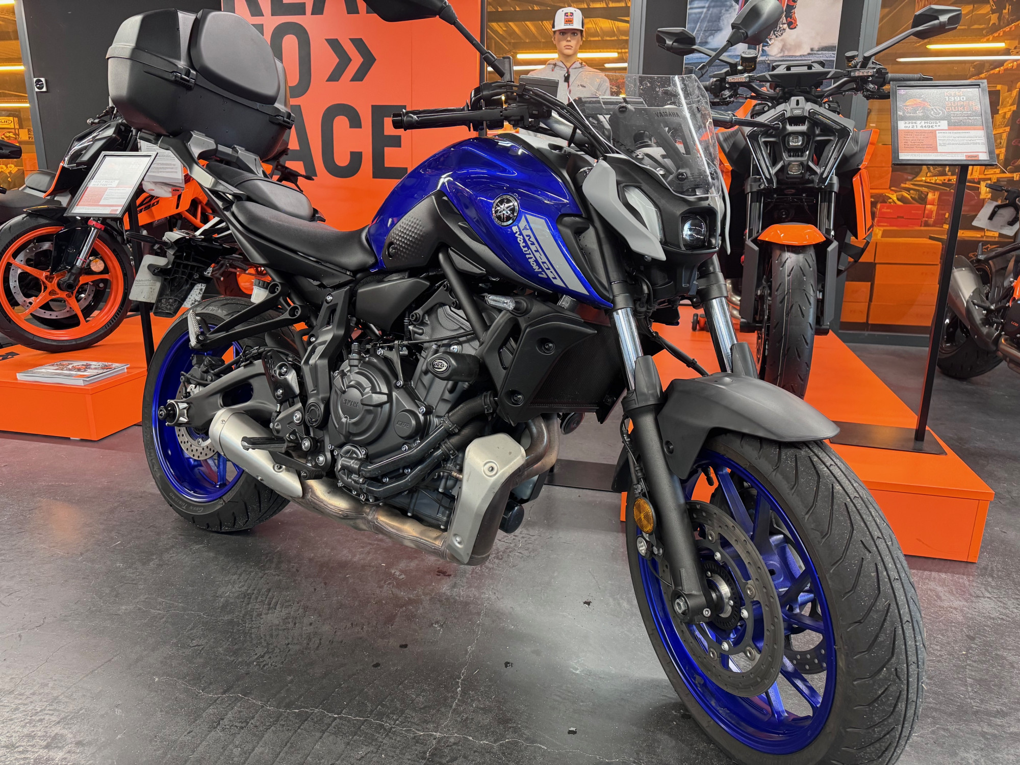 photo de YAMAHA MT-07 689 occasion de couleur  en vente à Feytiat n°3