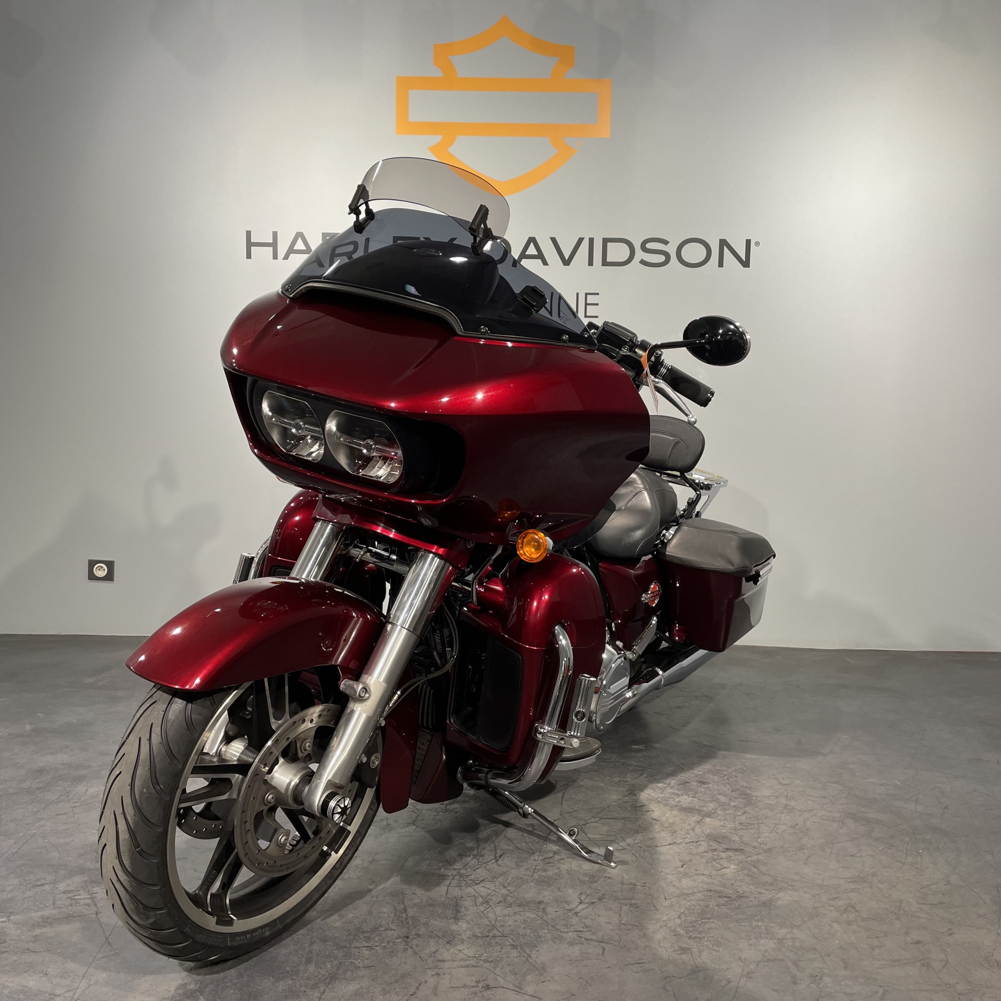 photo de HARLEY DAVIDSON TOURING ROAD GLIDE 1690 SPECIAL 1690 occasion de couleur  en vente à Ballainvilliers n°3