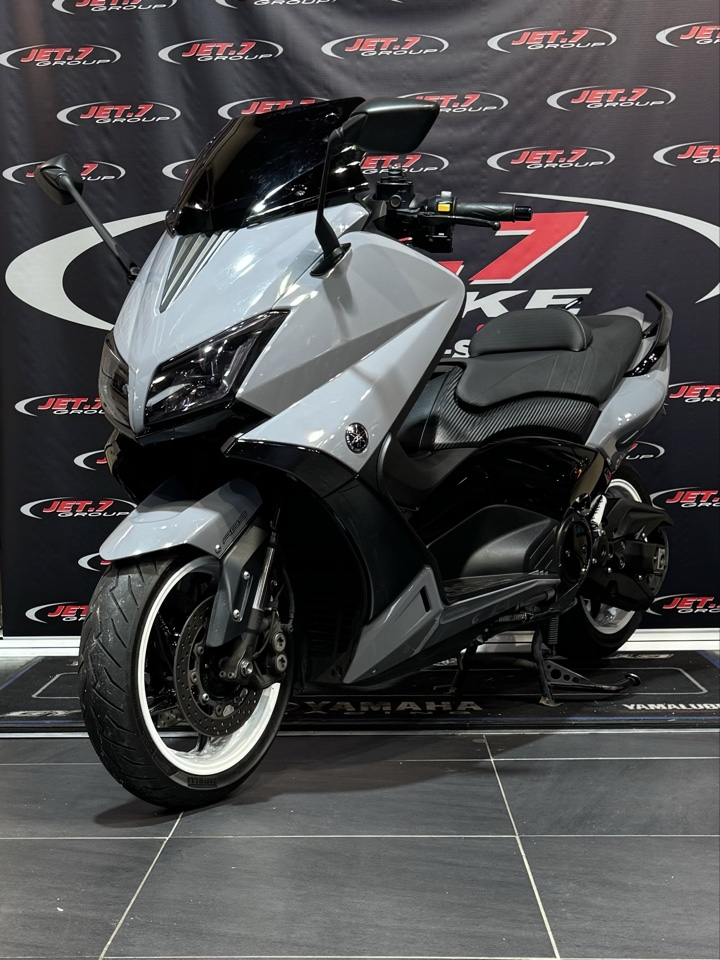 photo de YAMAHA XP T-MAX 500 ABS 500 occasion de couleur  en vente à Cannes n°2