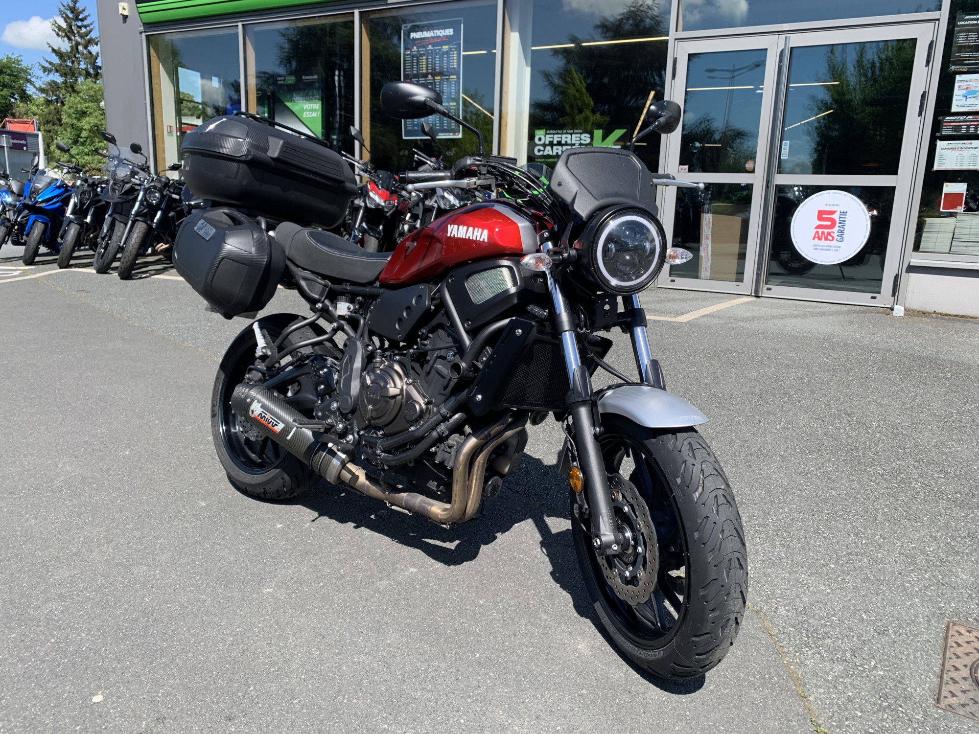 photo de YAMAHA XSR 700 700 occasion de couleur  en vente à Cholet n°3