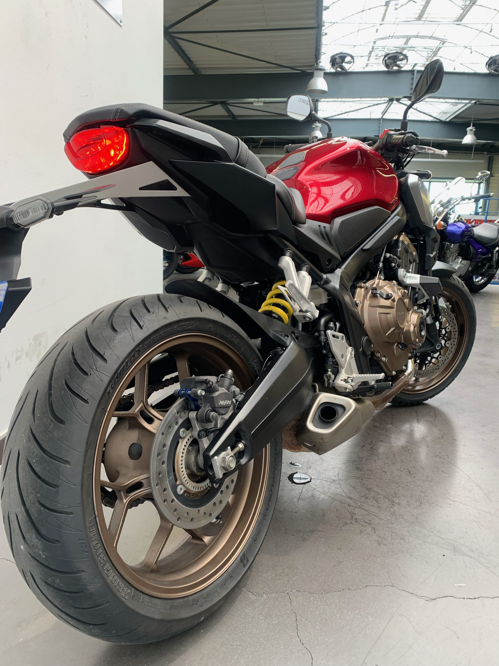 photo de HONDA CB650R NEO SPORTS CAFé 650 occasion de couleur  en vente à Le Mans n°3