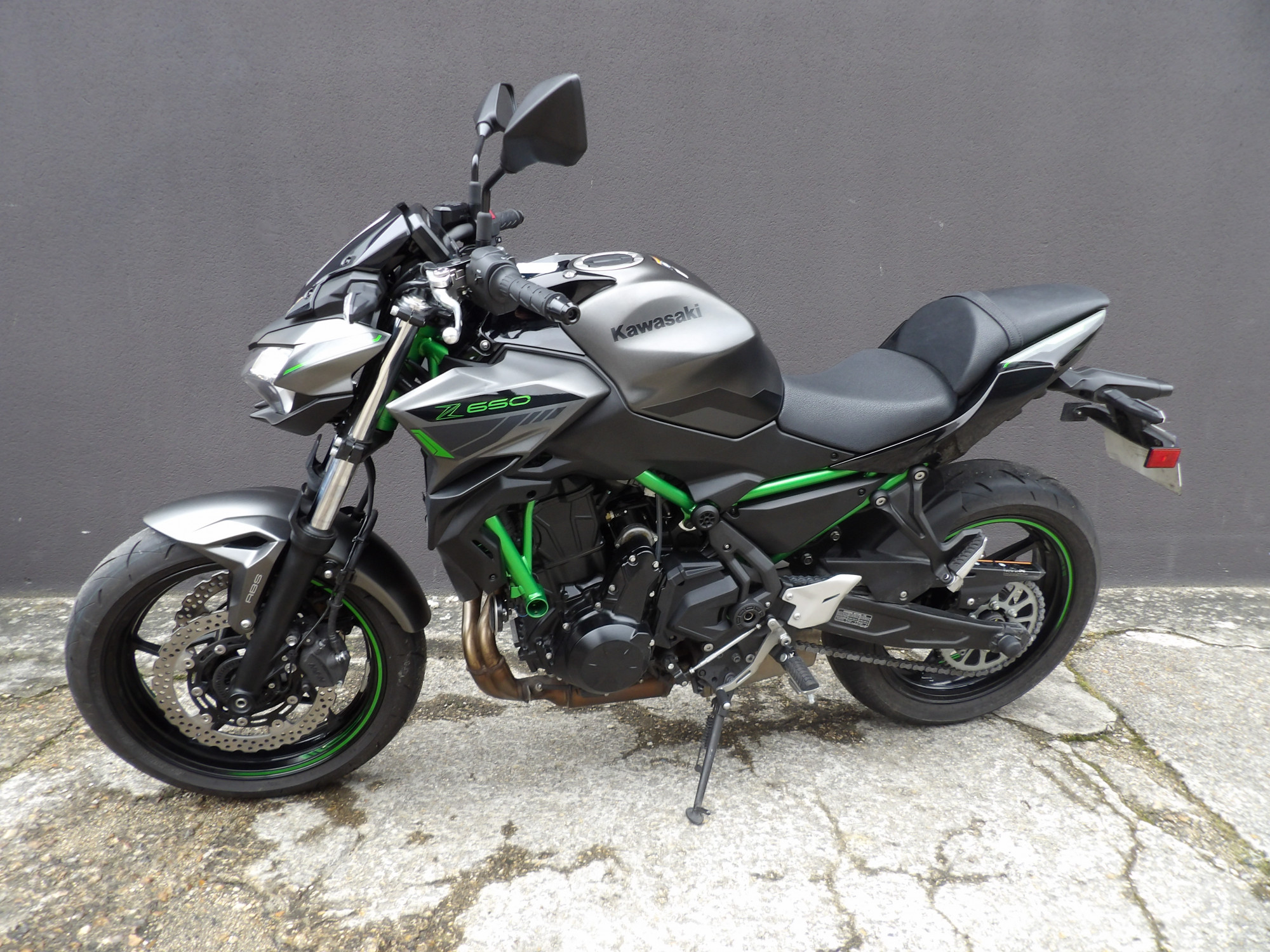 photo de KAWASAKI Z 650 (47.5CV) 650 occasion de couleur  en vente à Villeneuve St Georges n°1