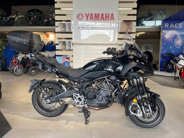 photo de YAMAHA YAMAHA NIKEN GT 148EUR-MOIS* +DE 890 occasion de couleur  en vente   Roquebrune Sur Argens