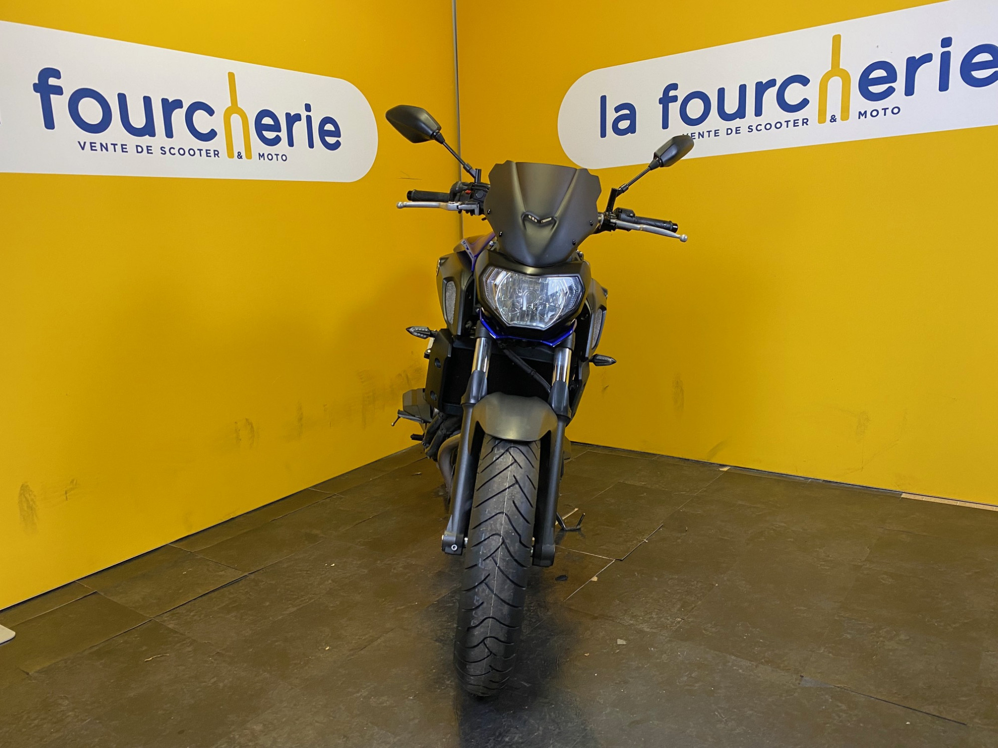 photo de YAMAHA MT-07 (47.5CV) 695 occasion de couleur  en vente à Paris 15 n°2