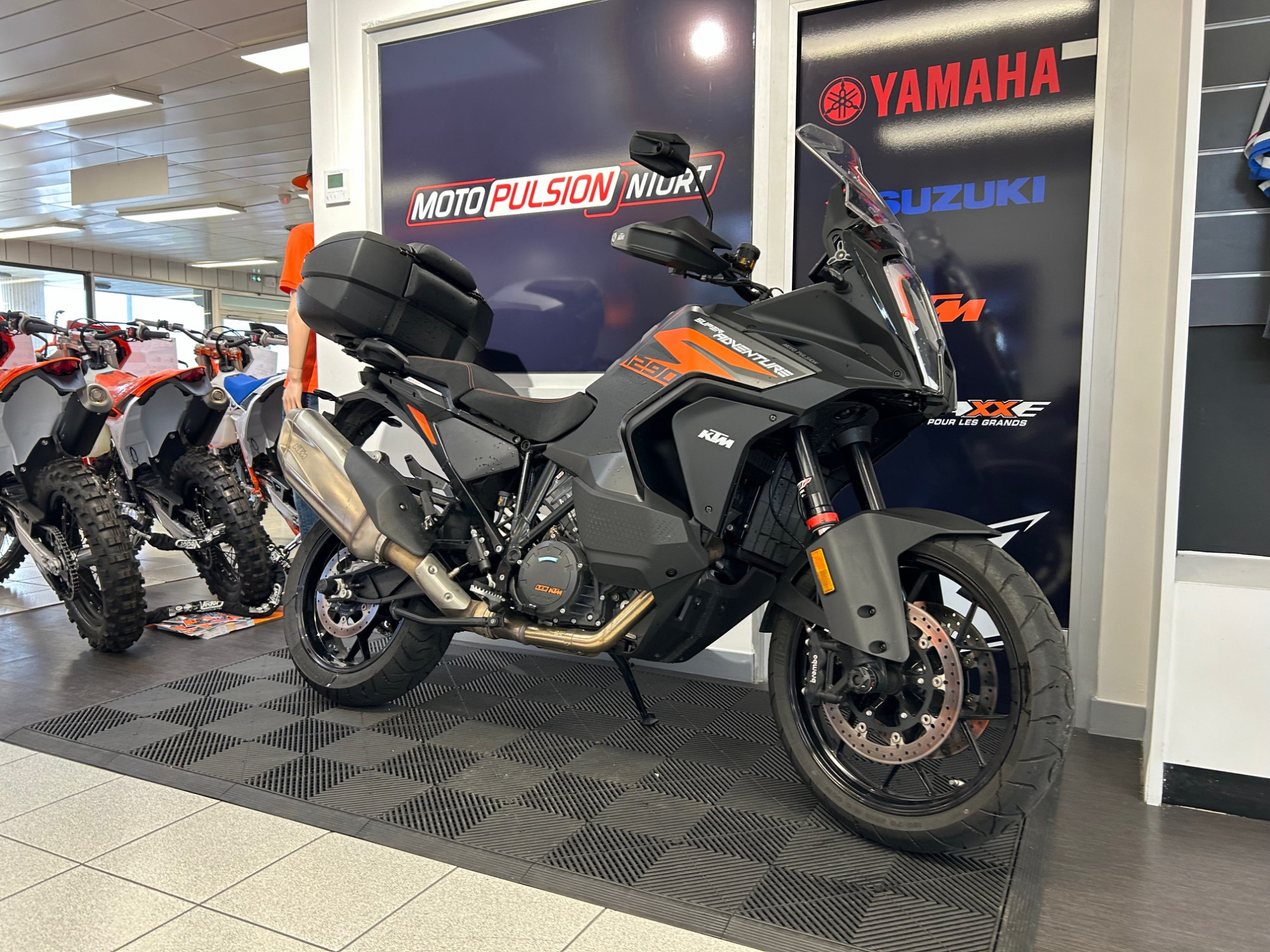 photo de KTM 1290 ADVENTURE S 1290 occasion de couleur  en vente à Niort n°3