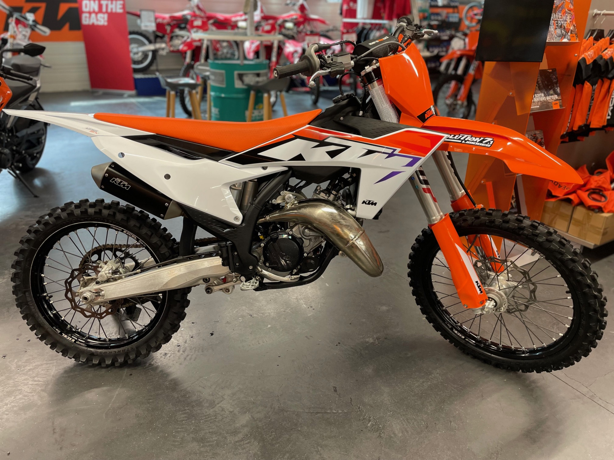 photo de KTM 125 SX 125 occasion de couleur  en vente à Feytiat n°1