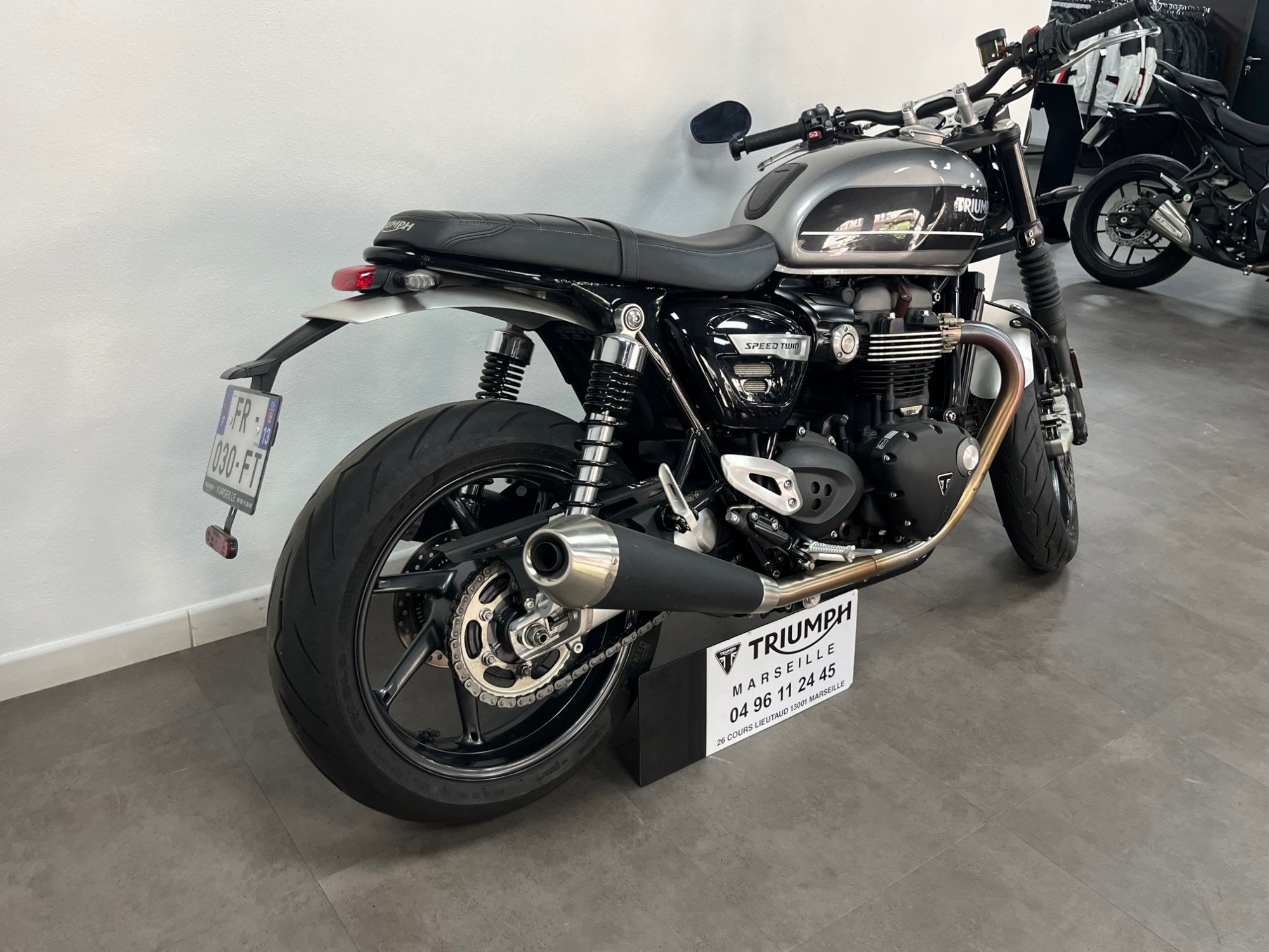 photo de TRIUMPH SPEED TWIN 1200 1200 occasion de couleur  en vente à Marseille 01 n°3