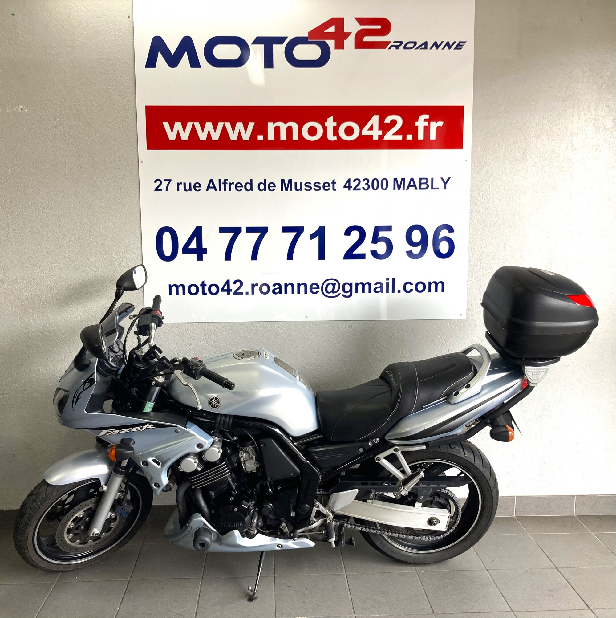 photo de YAMAHA FZ6 600 FAZER 600 occasion de couleur  en vente à Mably n°1