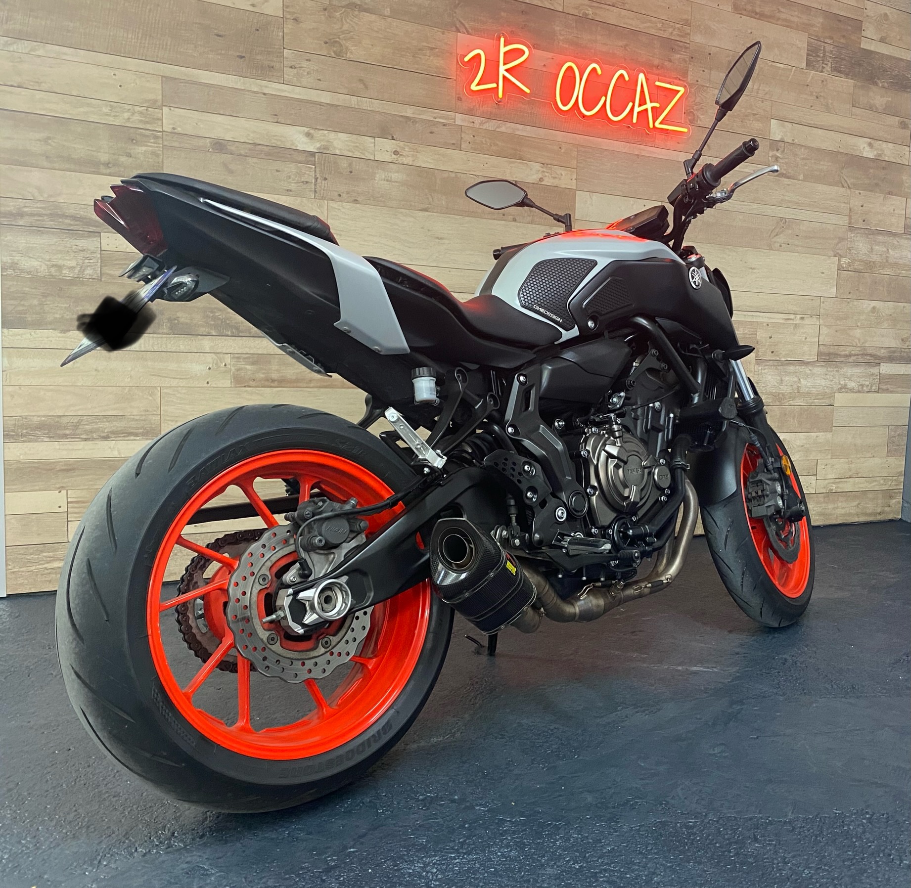 photo de YAMAHA MT-07 (47.5CV) 695 occasion de couleur  en vente à St Bonnet De Mure n°2